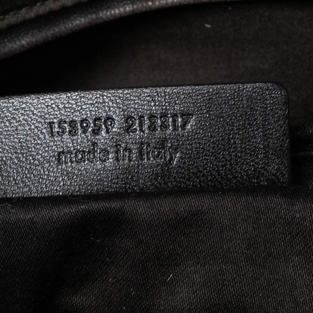 Übergroße Muse-Tasche aus grünem Leder von Yves Saint Laurent im Angebot 6