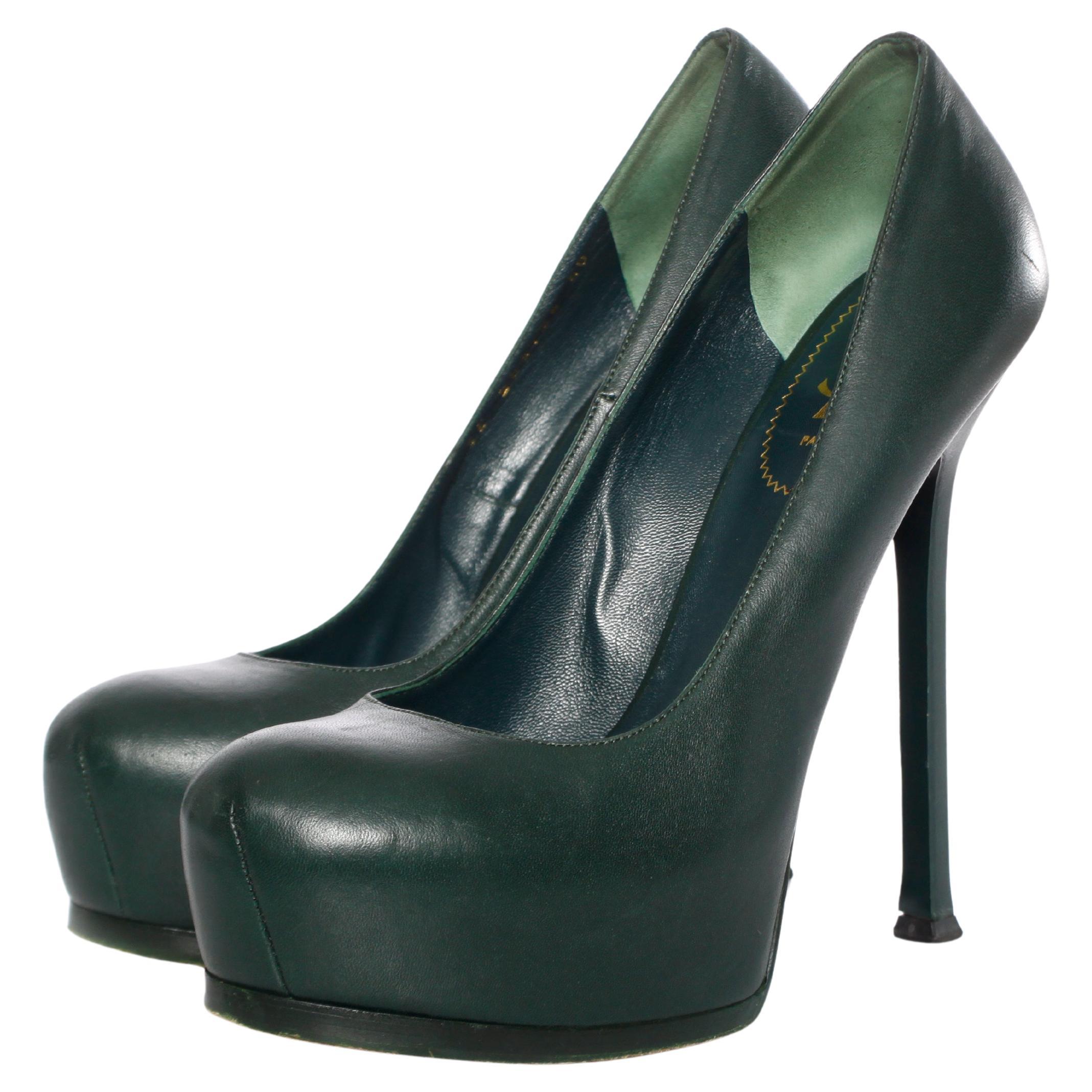 Yves Saint Laurent, Green leather Tribtoo platform pumps. For Sale