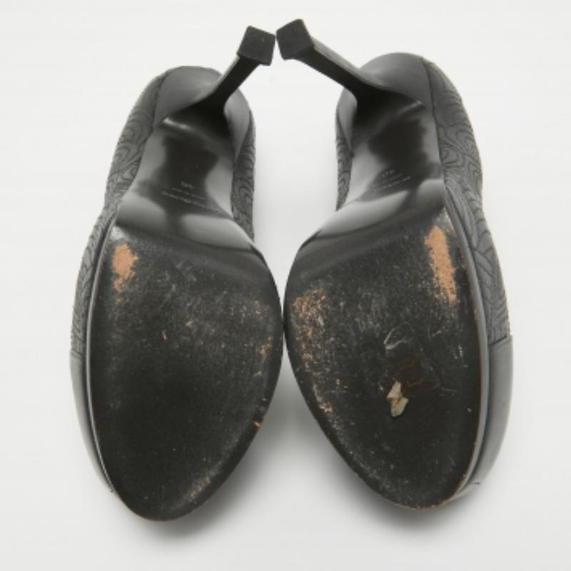 Escarpins Yves Saint Laurent Tribtoo en cuir vert, taille 40 en vente 2