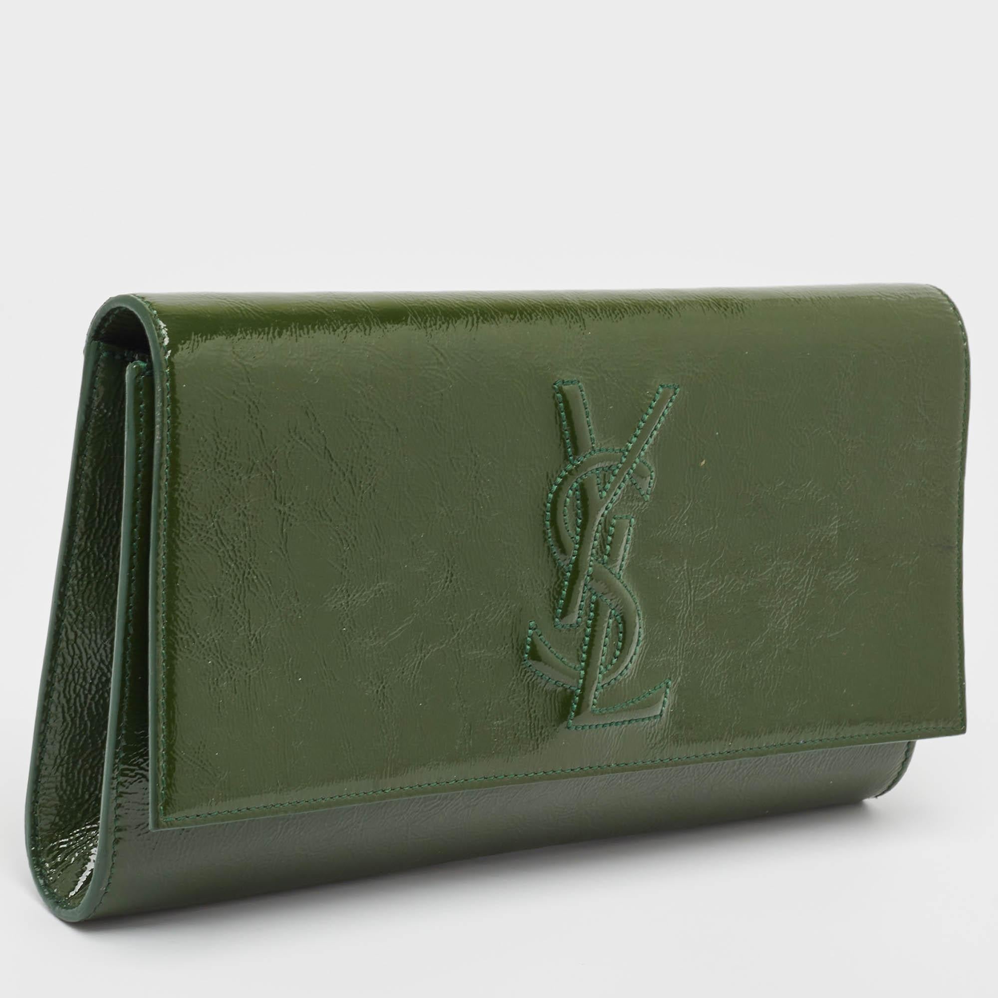 Yves Saint Laurent Green Patent Leather Belle De Jour Flap Clutch In Excellent Condition In Dubai, Al Qouz 2