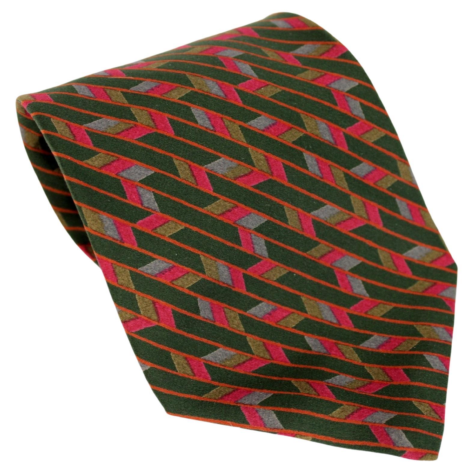 Yves Saint Laurent Grün Rot Geometrische Seidenkrawatte im Angebot