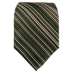 YVES SAINT LAURENT Grün-Weiß karierte Seidenkrawatte