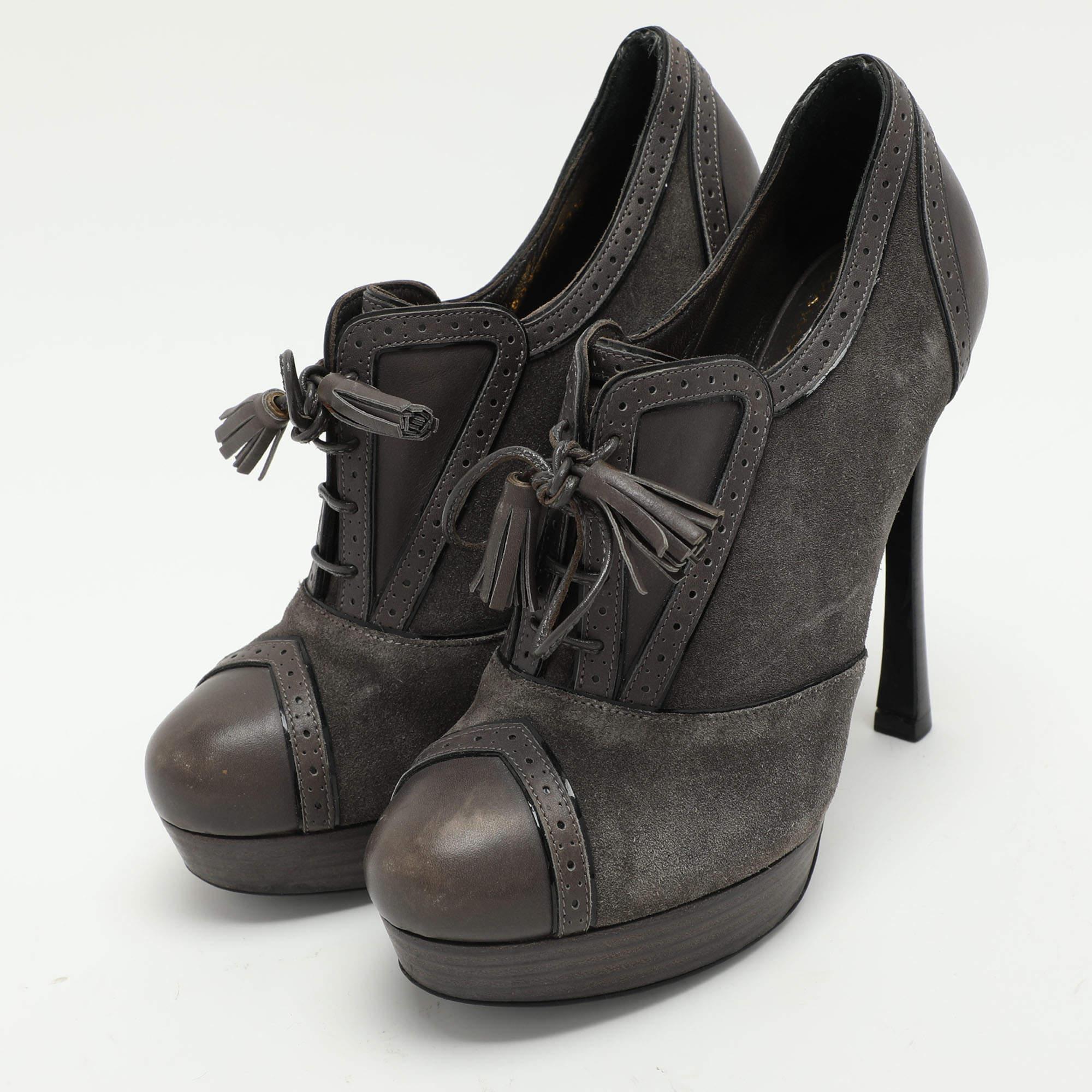 Perfectly sewn and finished to ensure an elegant look and fit  these Yves Saint Laurent booties are a purchase youll love flaunting. They look great on the feet.