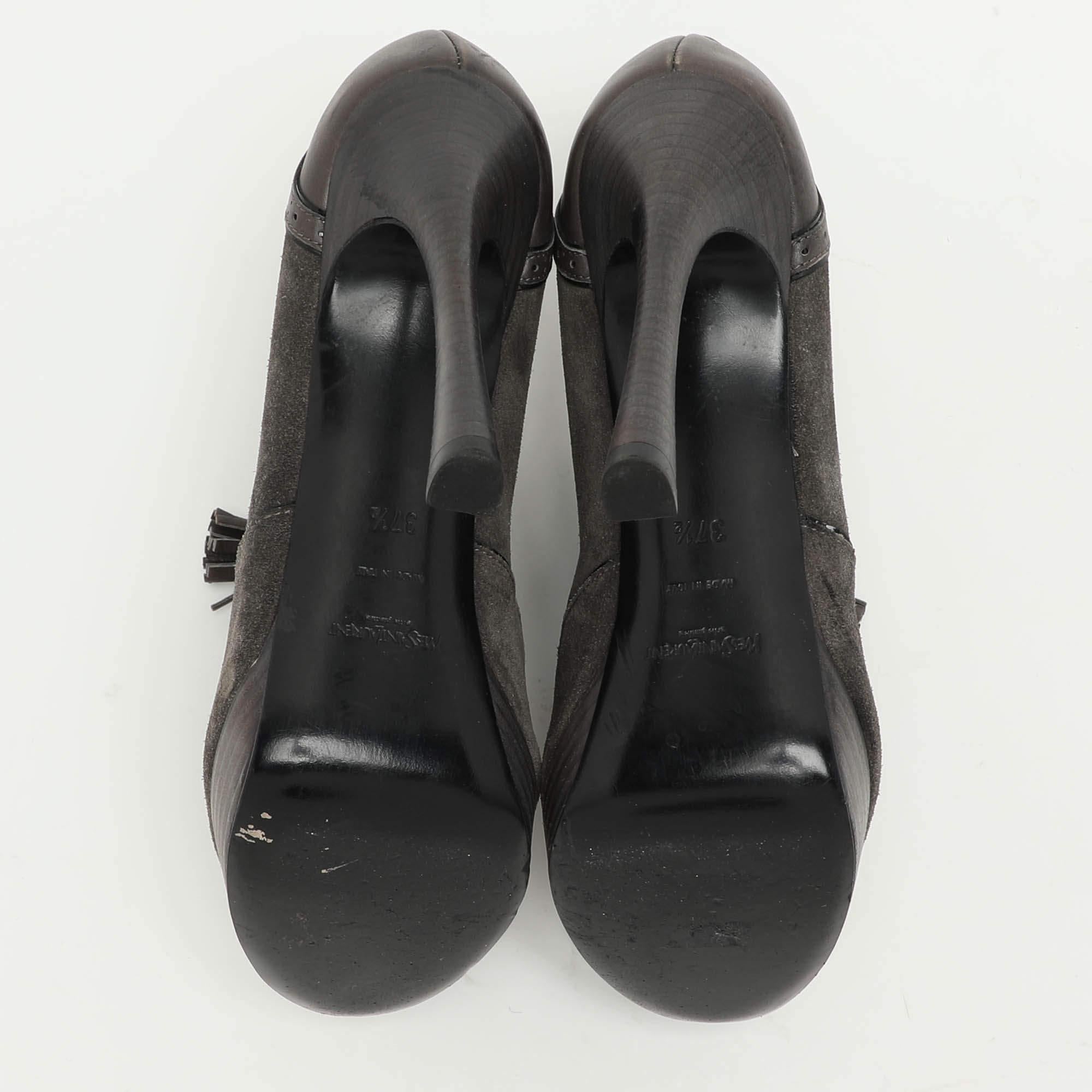 Yves Saint Laurent Grey Brogue Leather and Suede Janis Booties Size 37.5 For Sale 1