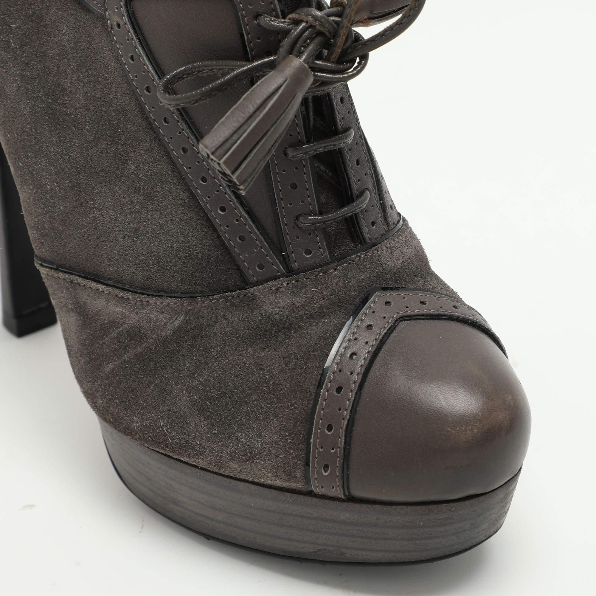 Yves Saint Laurent Grey Brogue Leather and Suede Janis Booties Size 37.5 For Sale 3