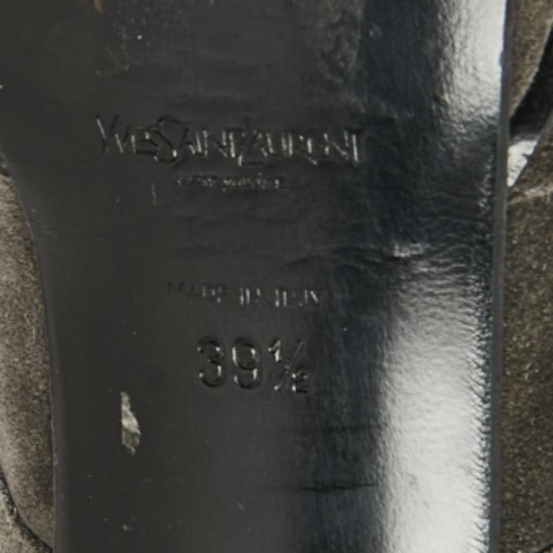 Bottines Janis Yves Saint Laurent en daim gris, taille 39,5 en vente 1