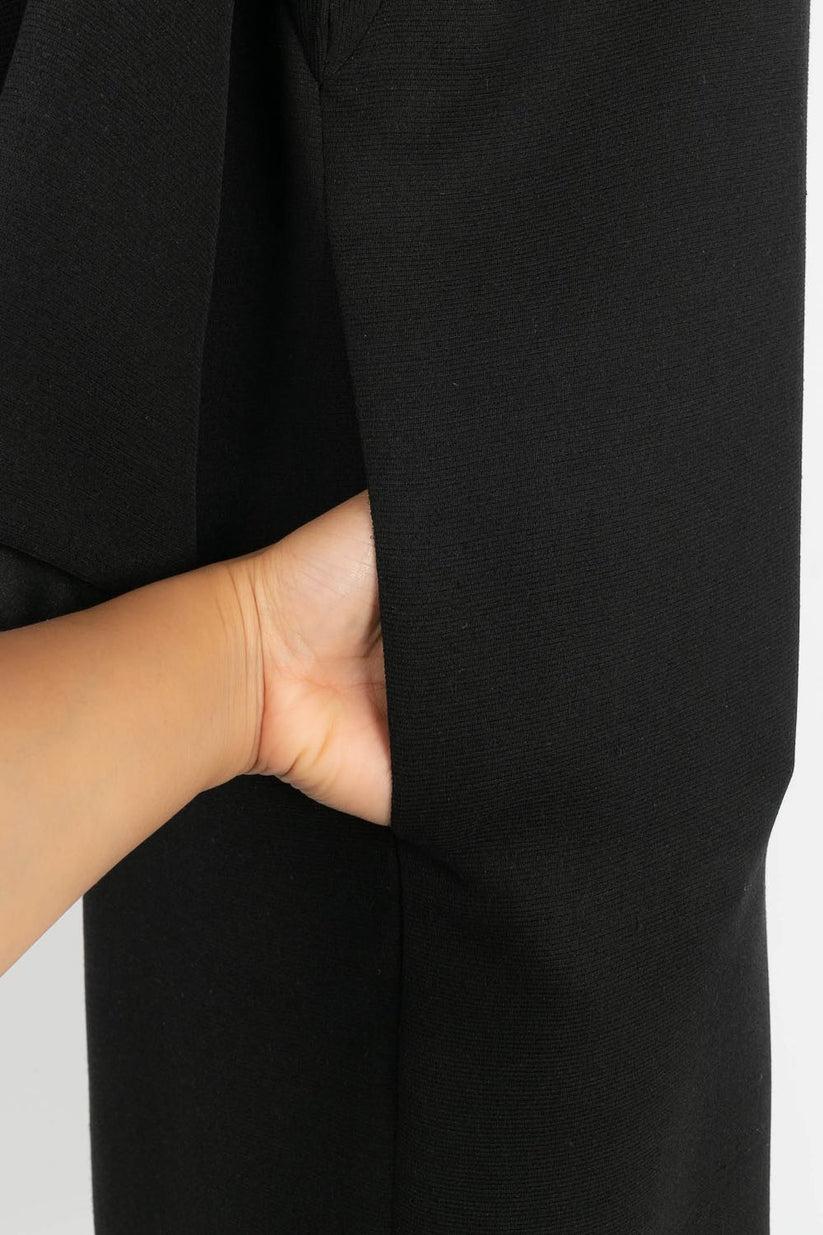 Yves Saint Laurent Haute Couture Black Crepe Dress  For Sale 3