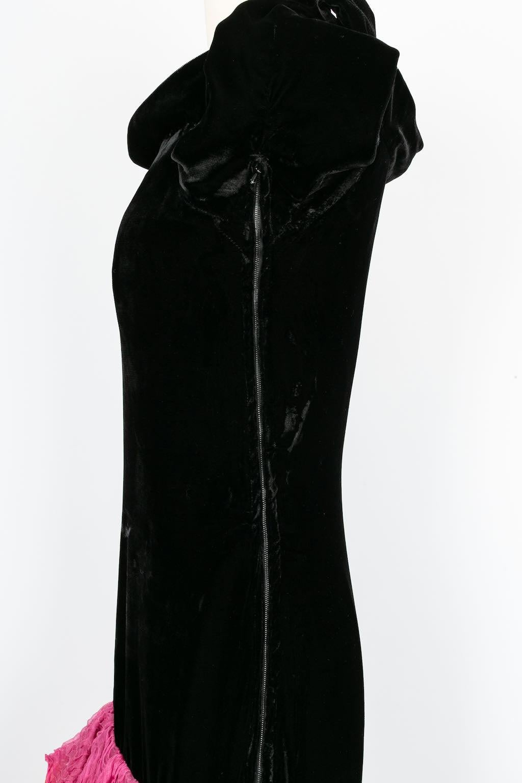 Women's Yves Saint Laurent Haute Couture Black Silk Velvet Dress, 1986 For Sale