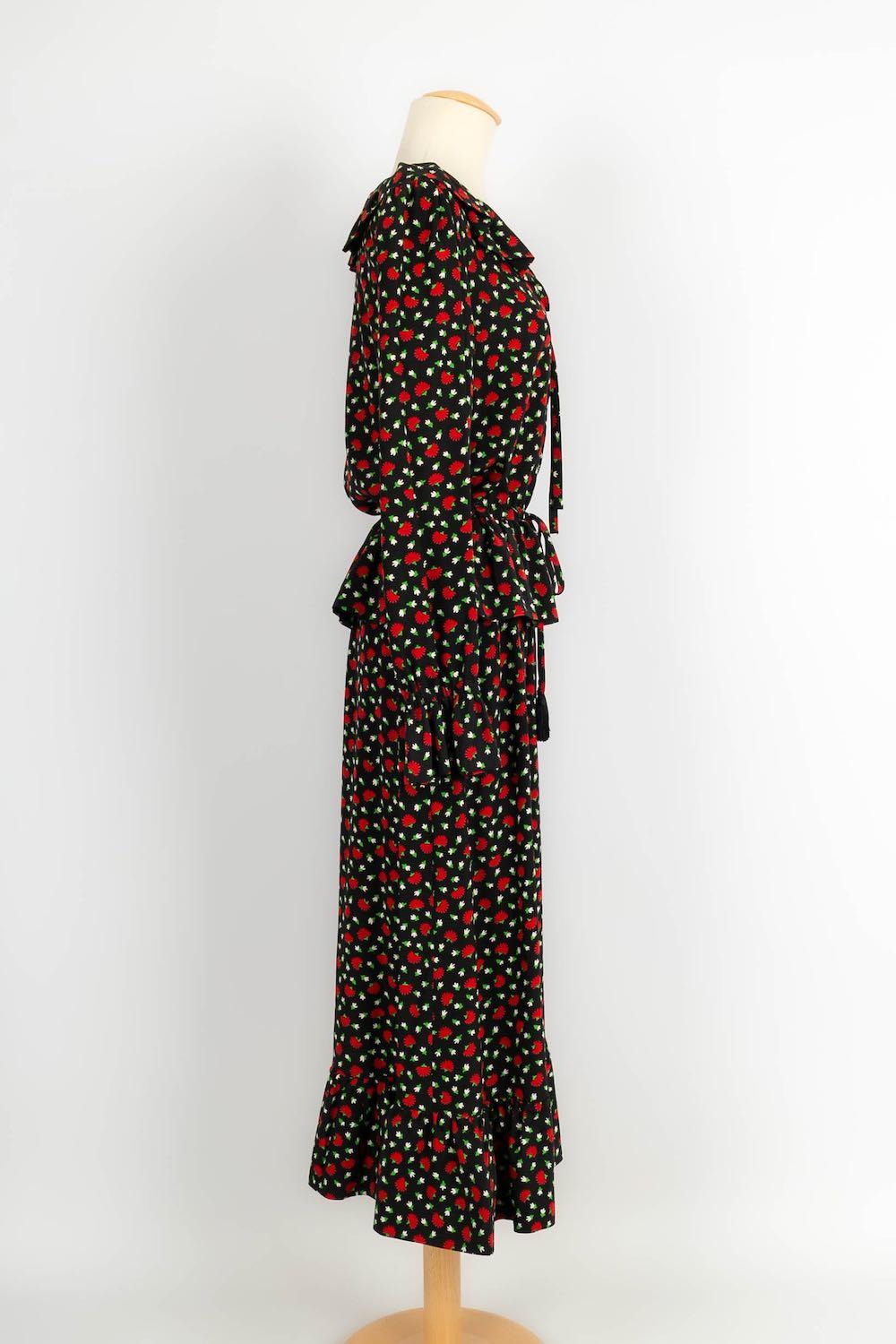Yves Saint Laurent - Ensemble chemisier et jupe haute couture Excellent état - En vente à SAINT-OUEN-SUR-SEINE, FR