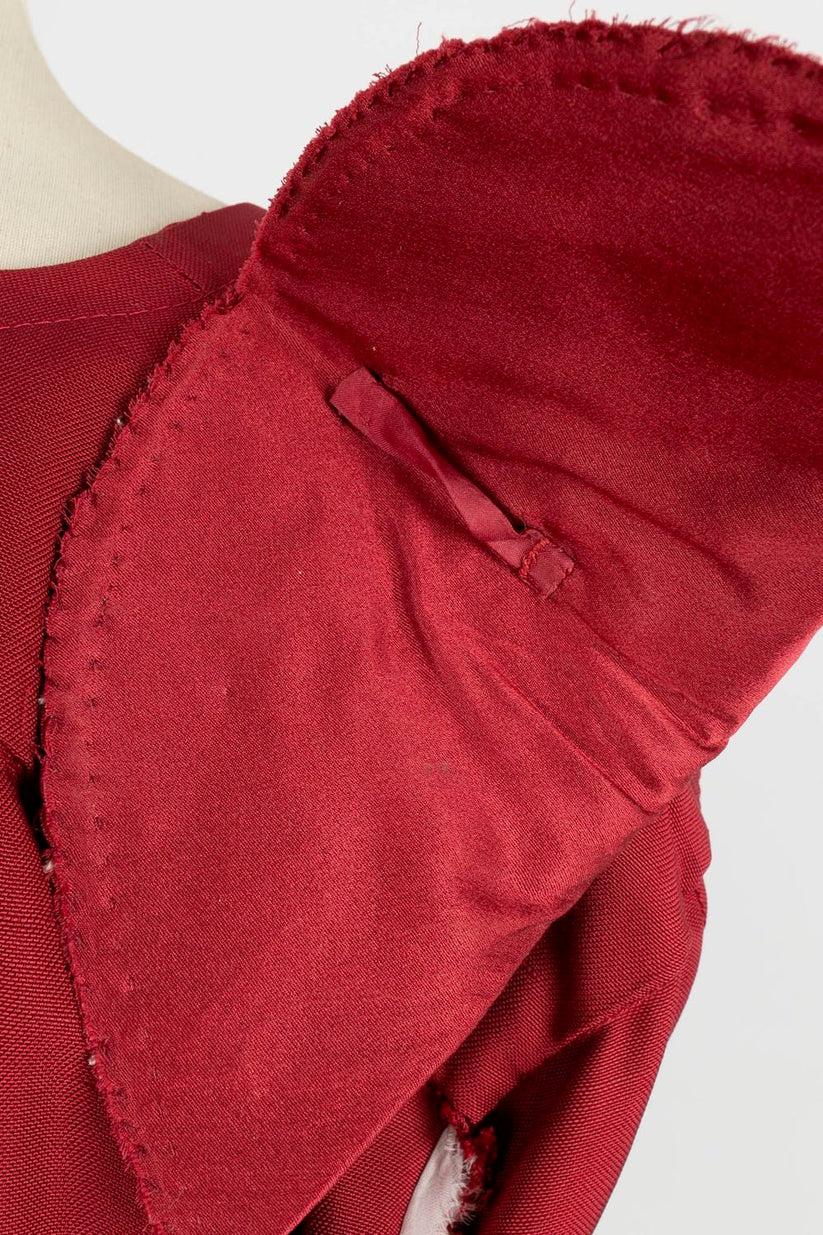 Yves Saint Laurent Haute Couture Dress in Dark Red Wild Silk For Sale 7