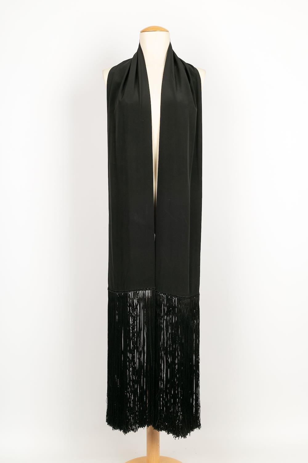 Vestido de Alta Costura Yves Saint Laurent con cinturón de seda negro en venta 3