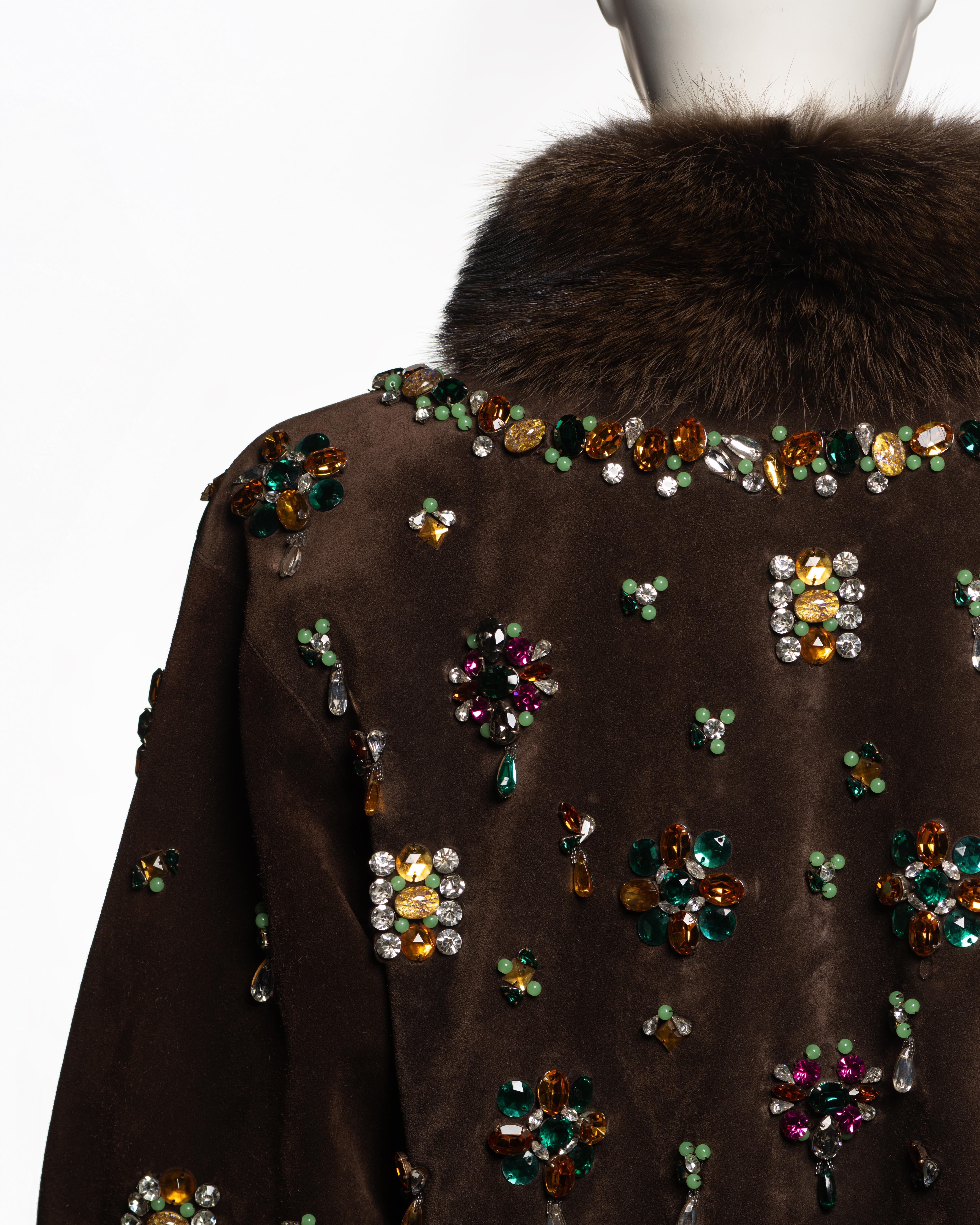 Yves Saint Laurent Haute Couture Ensemble aus Wildleder mit Verzierungen, H/Winter 1984 im Angebot 6