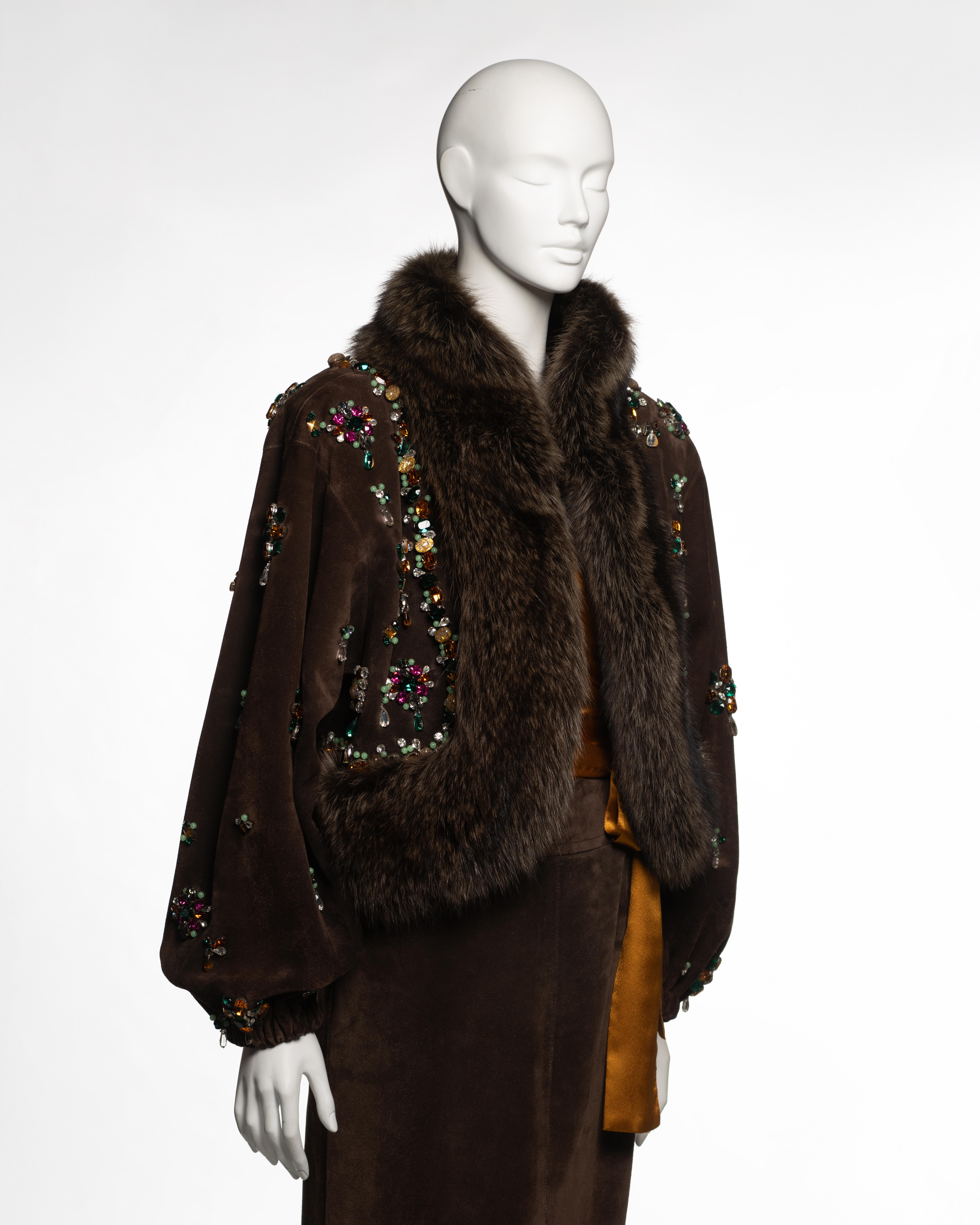Yves Saint Laurent Haute Couture Ensemble aus Wildleder mit Verzierungen, H/Winter 1984 im Angebot 1