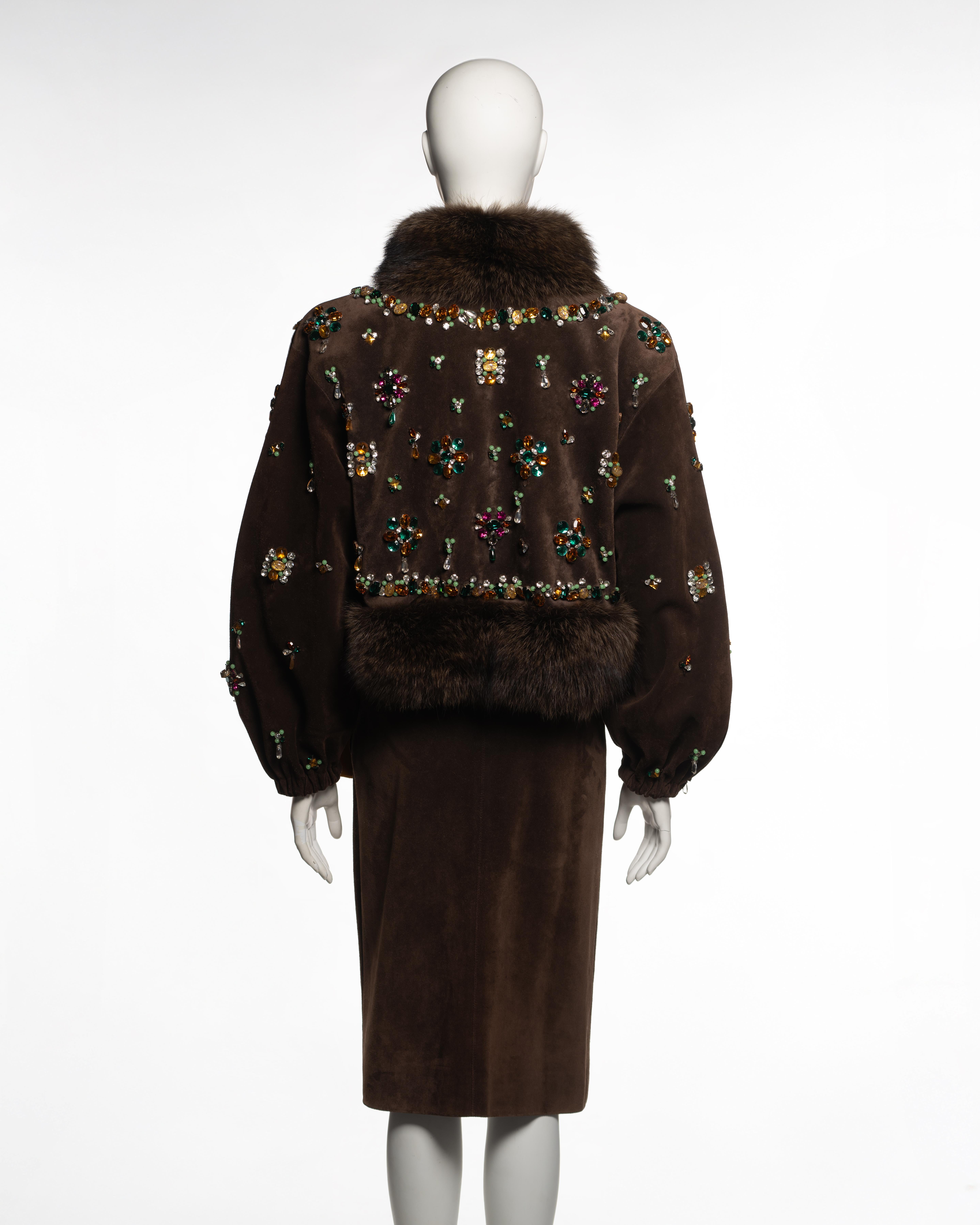 Yves Saint Laurent Haute Couture Ensemble aus Wildleder mit Verzierungen, H/Winter 1984 im Angebot 4