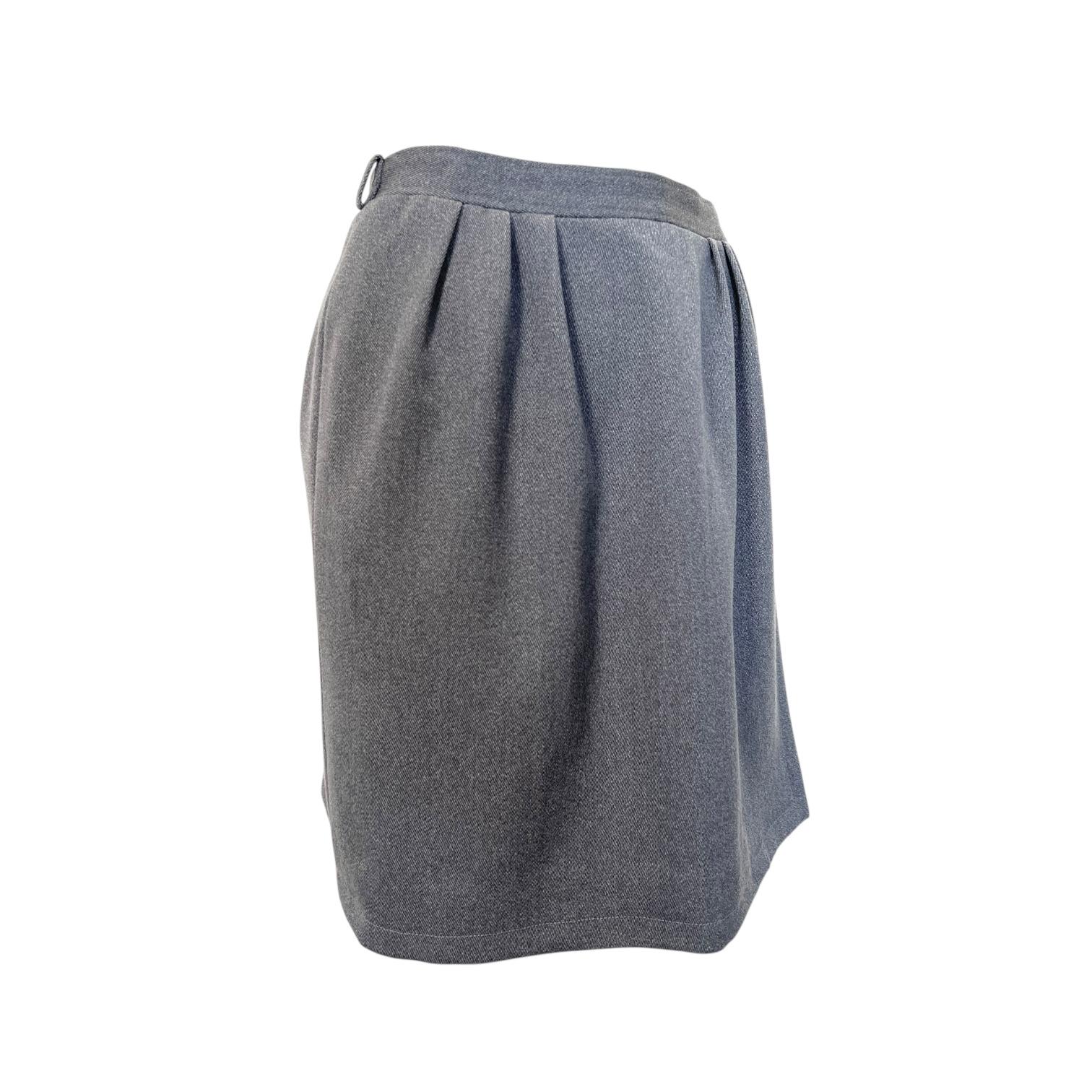 Yves Saint Laurent Haute Couture automne 1981 Ensemble tailleur jupe en laine grise en vente 7