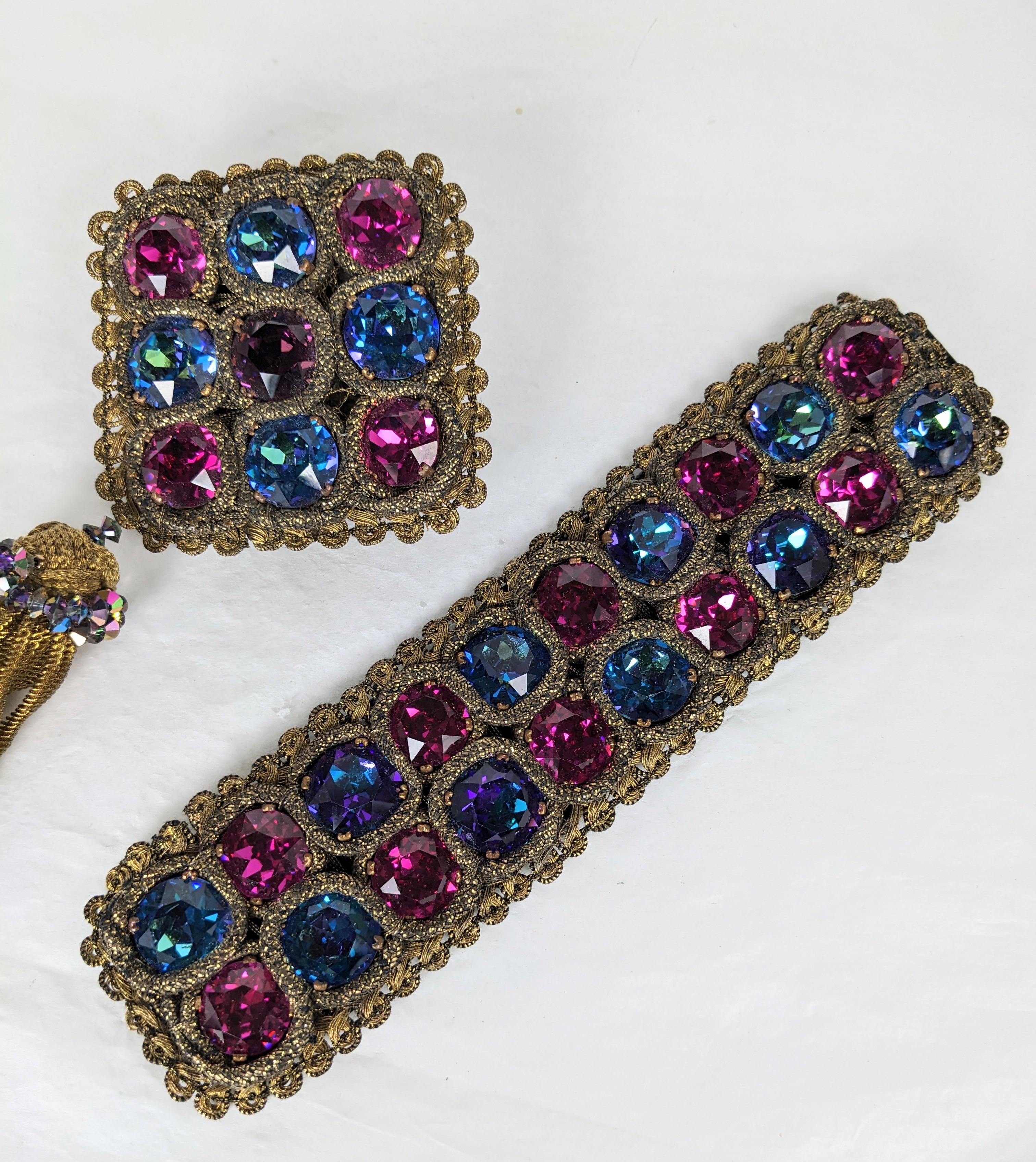 Bracciale Yves Saint Laurent Haute Couture in oro e Swarovski in vendita 5