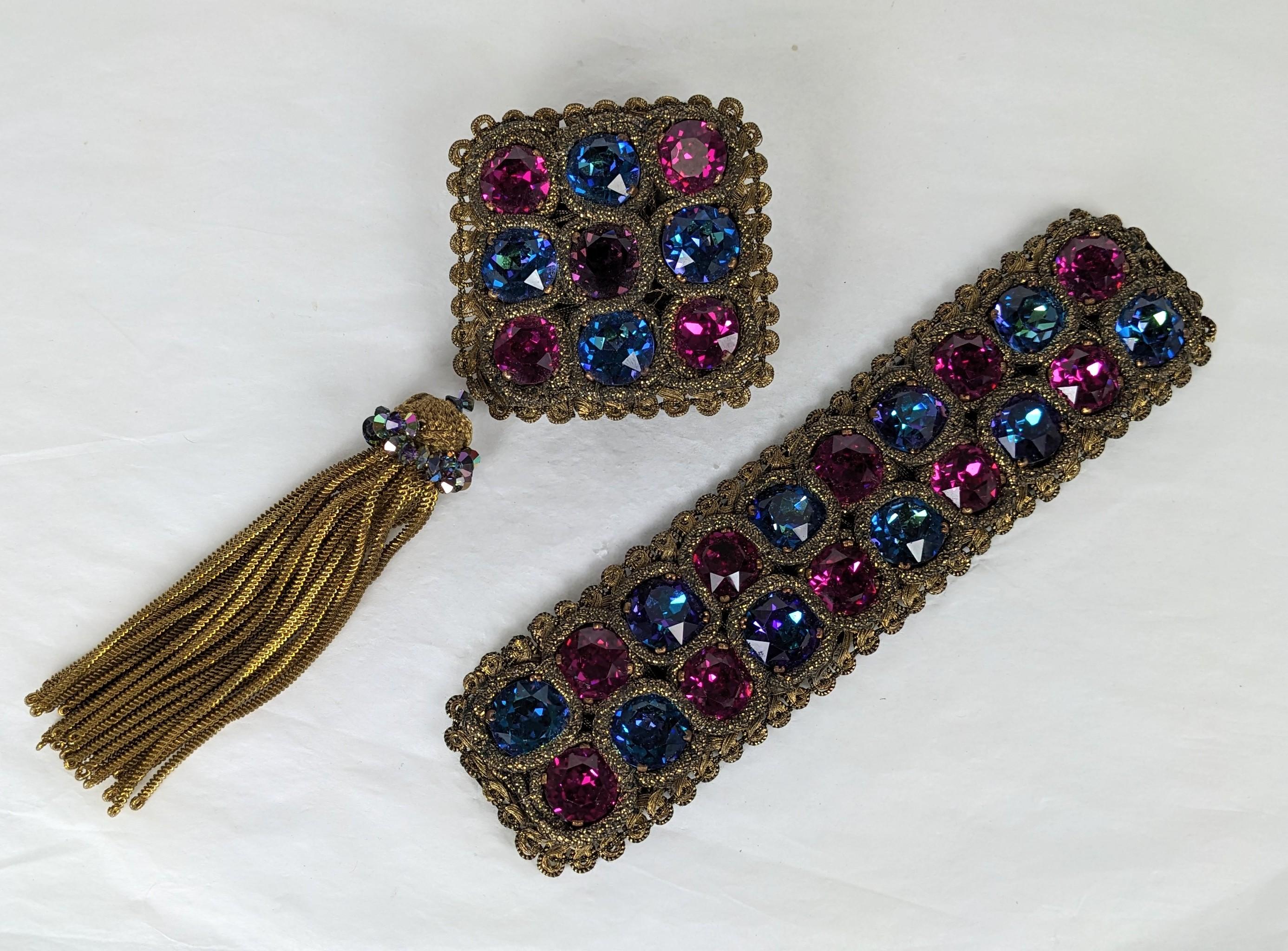 Bracciale Yves Saint Laurent Haute Couture in oro e Swarovski in vendita 6
