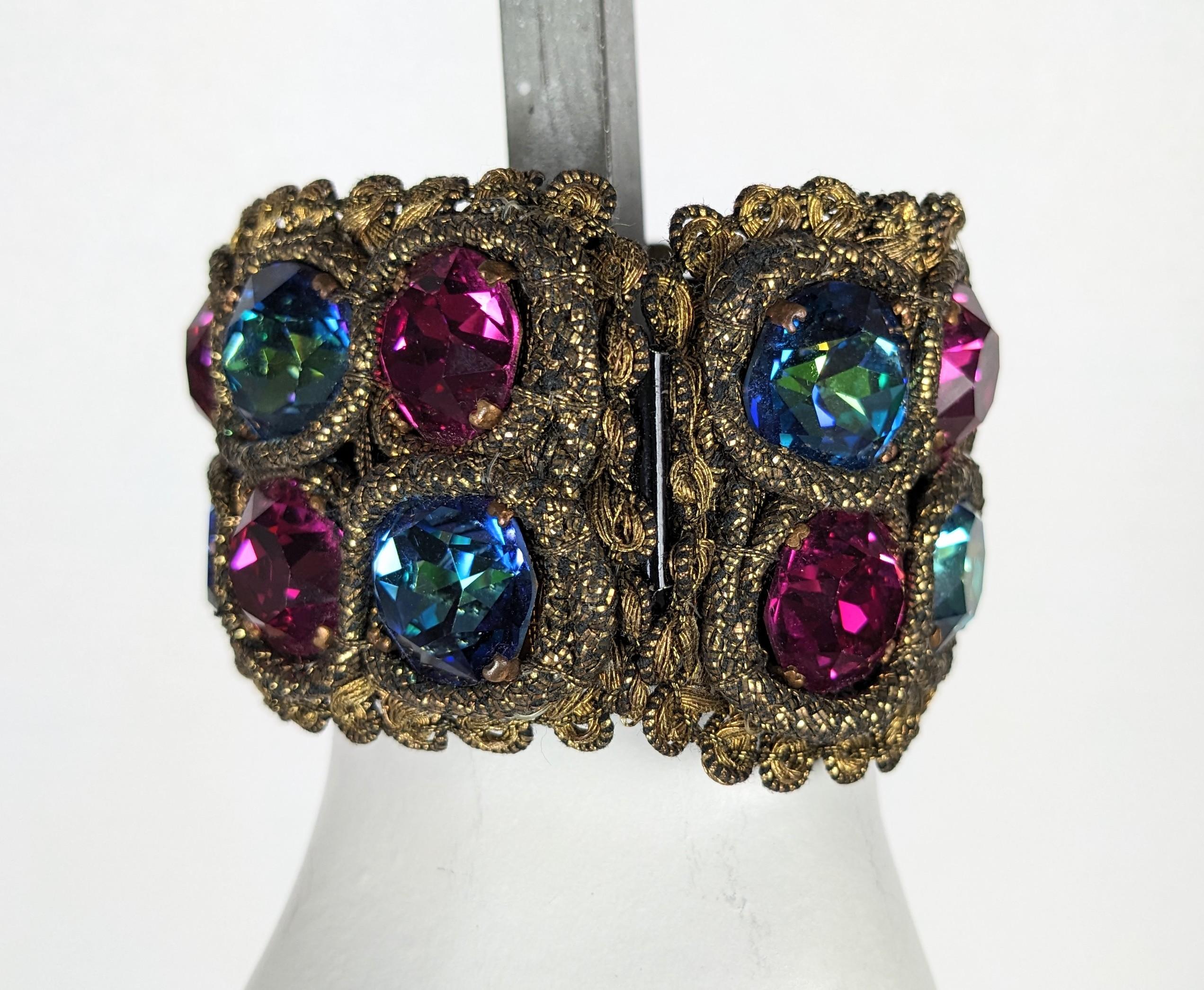 Bracciale Yves Saint Laurent Haute Couture in oro e Swarovski in vendita 2