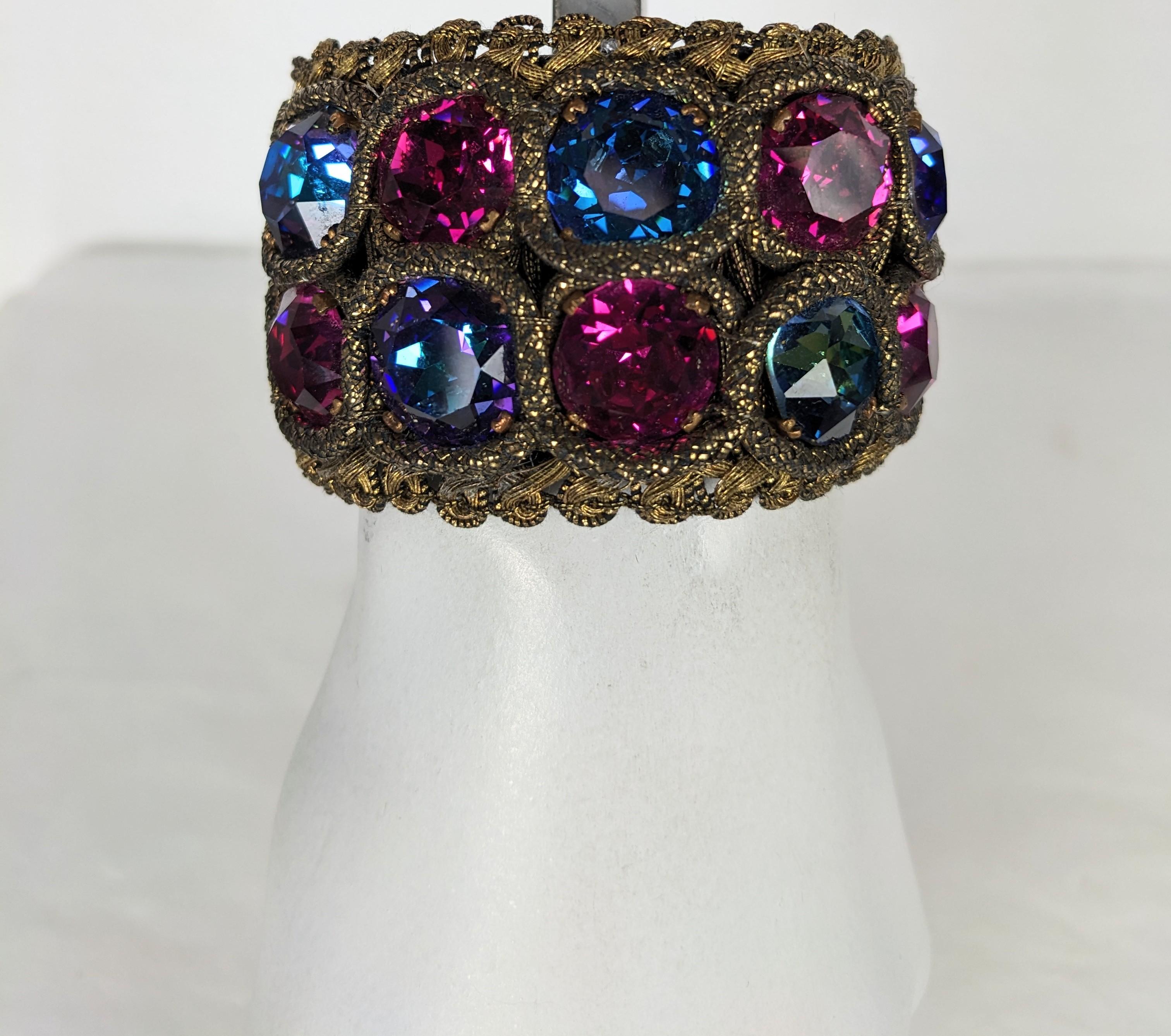 Bracciale Yves Saint Laurent Haute Couture in oro e Swarovski in vendita 4
