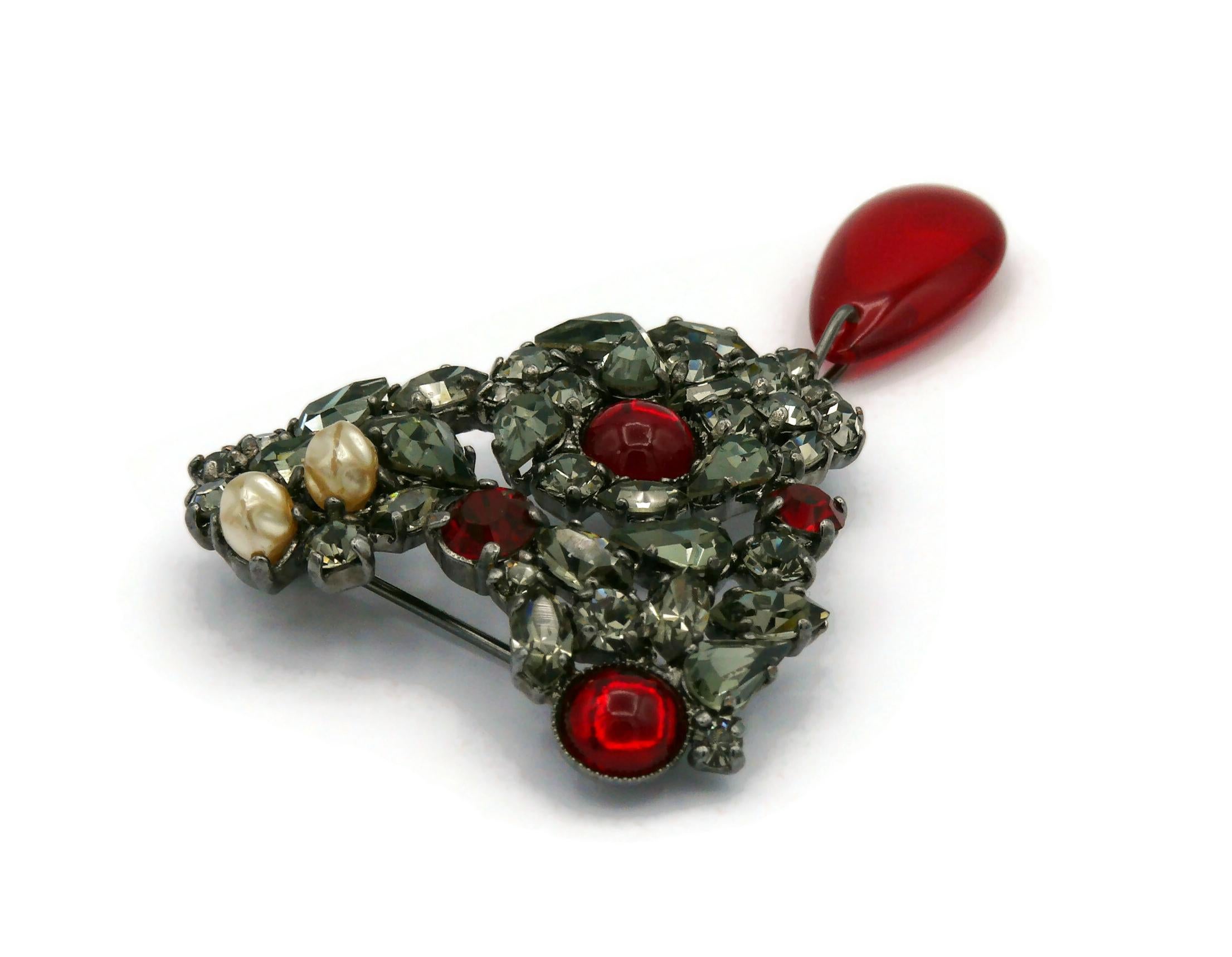 YVES SAINT LAURENT Haute Couture Iconic Bejeweled Heart Brooch 3