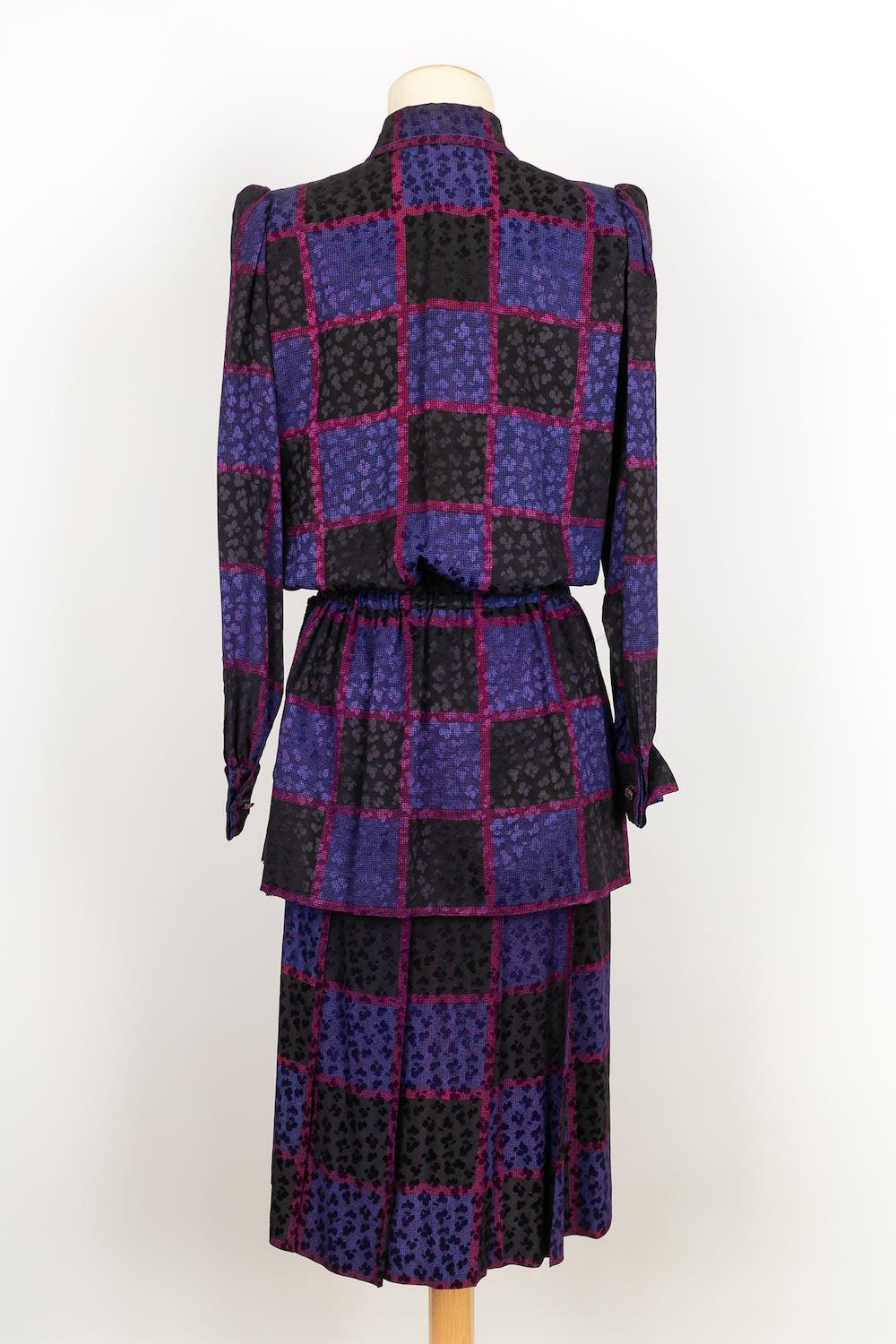 Noir Yves Saint Laurent Haute Couture ensemble mauve en vente