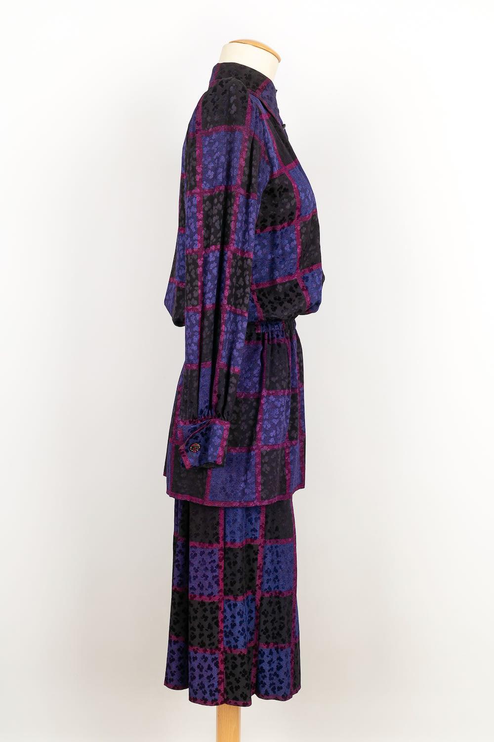 Yves Saint Laurent Haute Couture ensemble mauve Excellent état - En vente à SAINT-OUEN-SUR-SEINE, FR