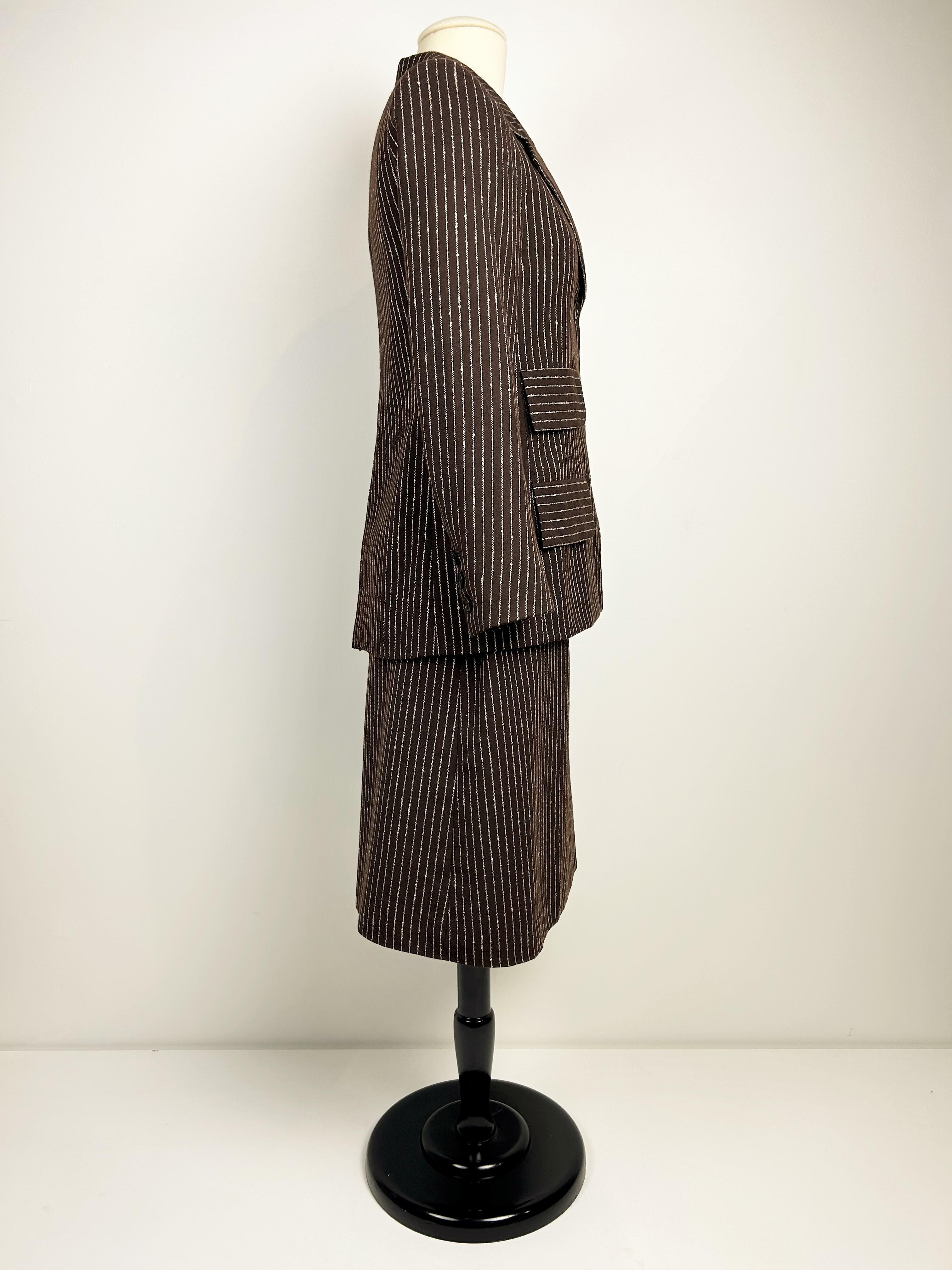 Yves Saint Laurent - Combinaison jupe haute couture numérotée 14539, circa 1967/1970 en vente 9