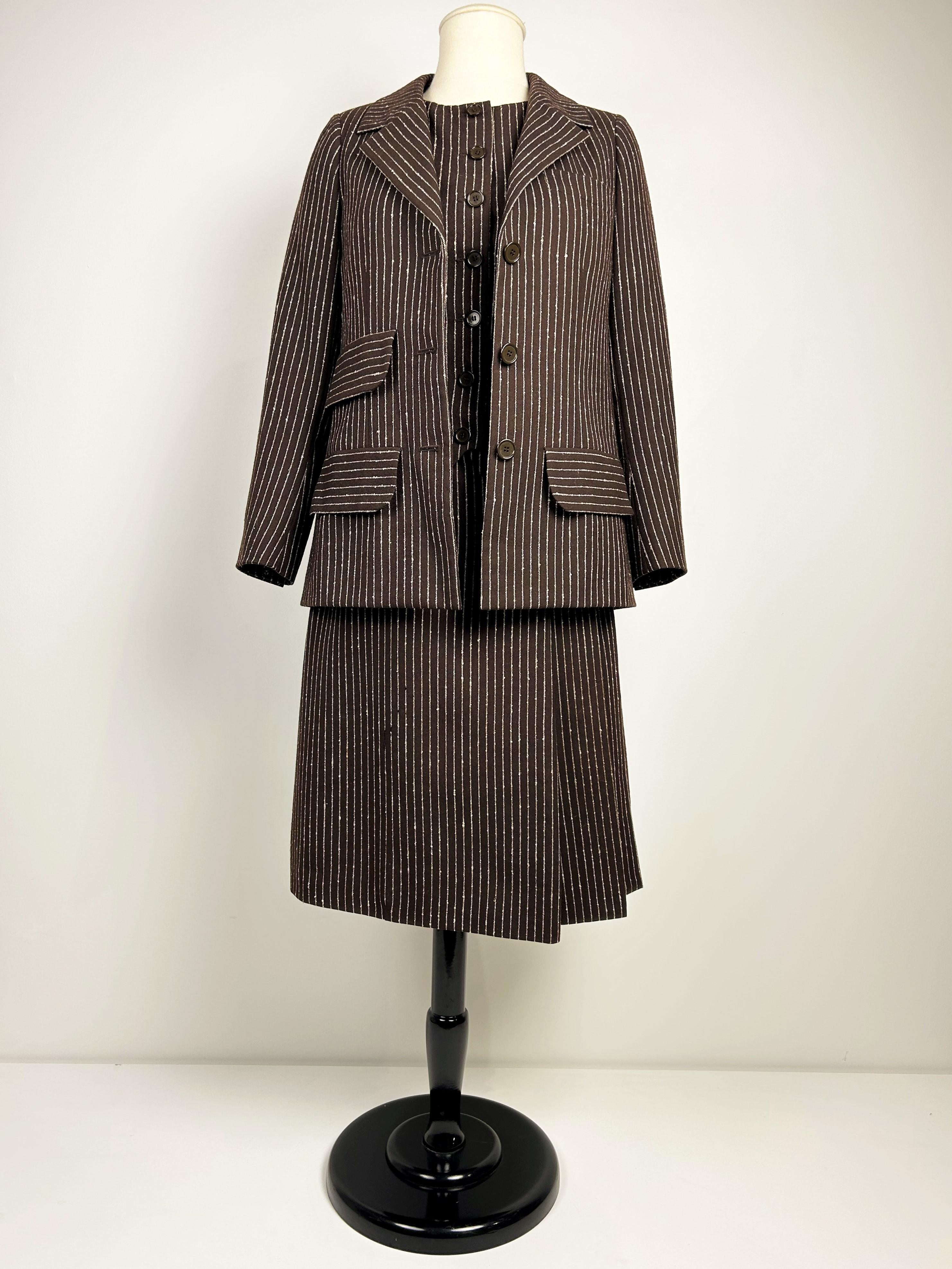 Yves Saint Laurent Haute Couture skirt-suit numbered 14539 Circa 1967/1970 For Sale 12