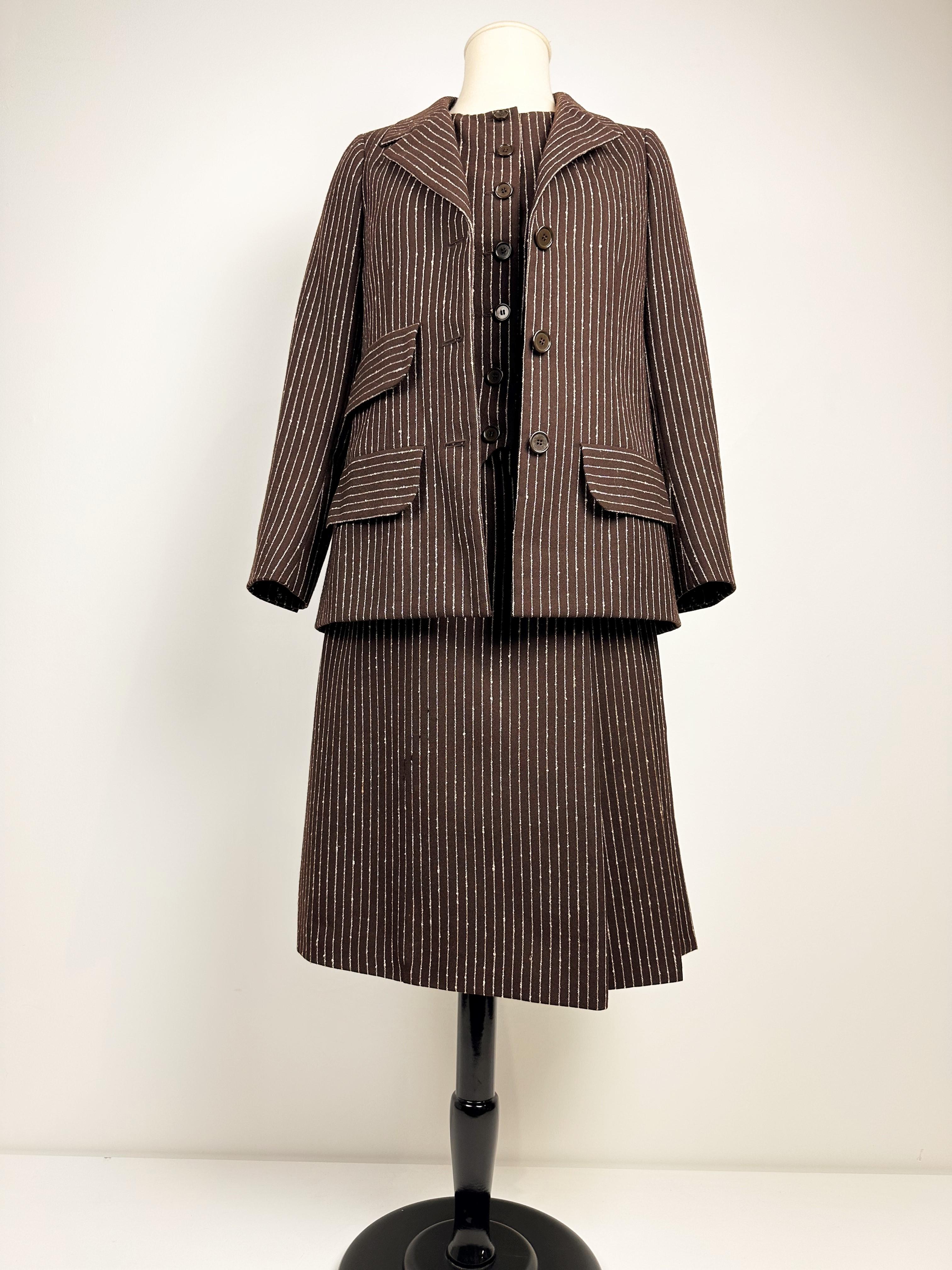 Yves Saint Laurent Haute Couture Rock-Anzug mit Nummer 14539, ca. 1967/1970 im Angebot 14