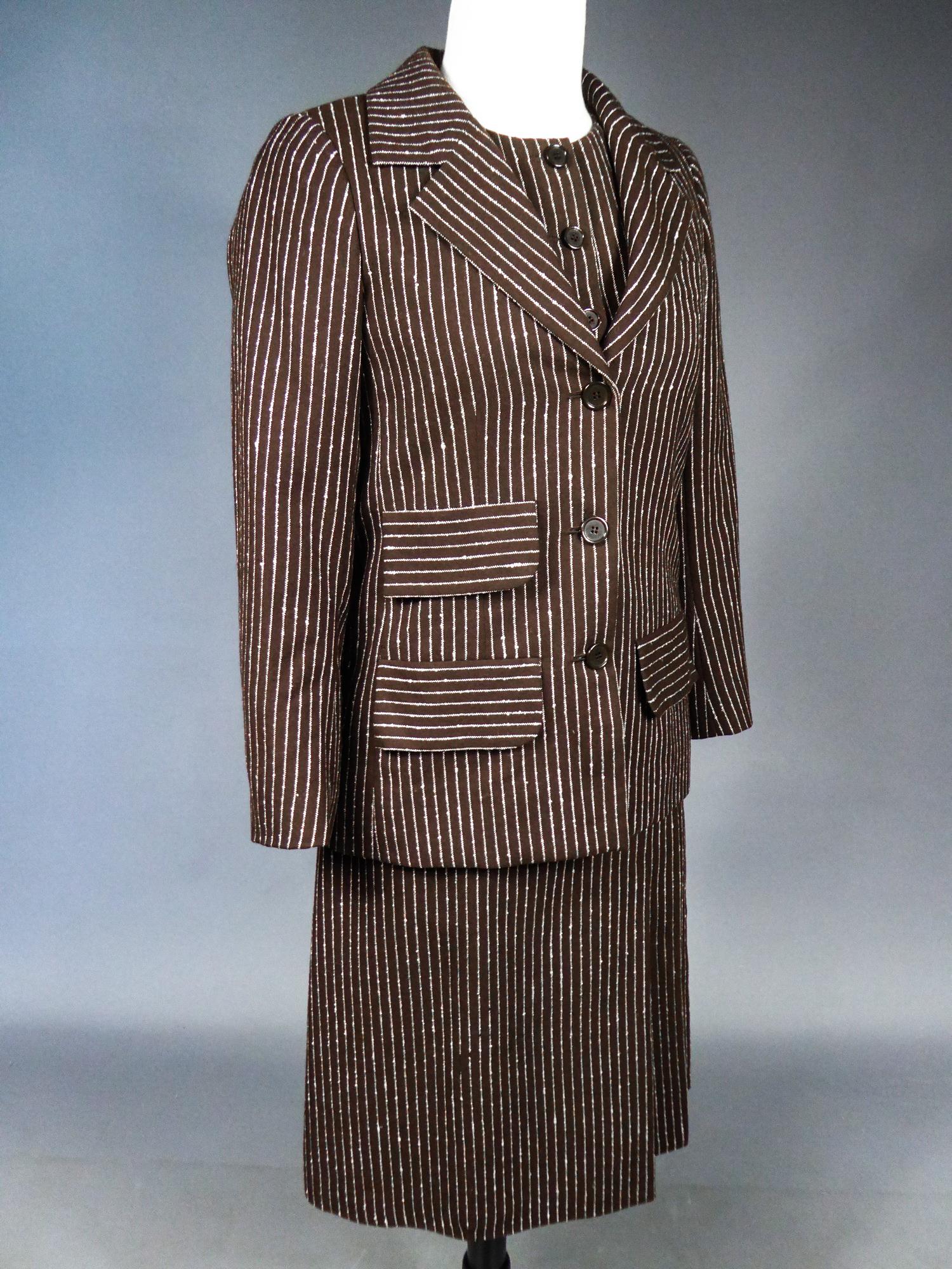 Yves Saint Laurent Haute Couture skirt-suit numbered 14539 Circa 1967/1970 For Sale 2