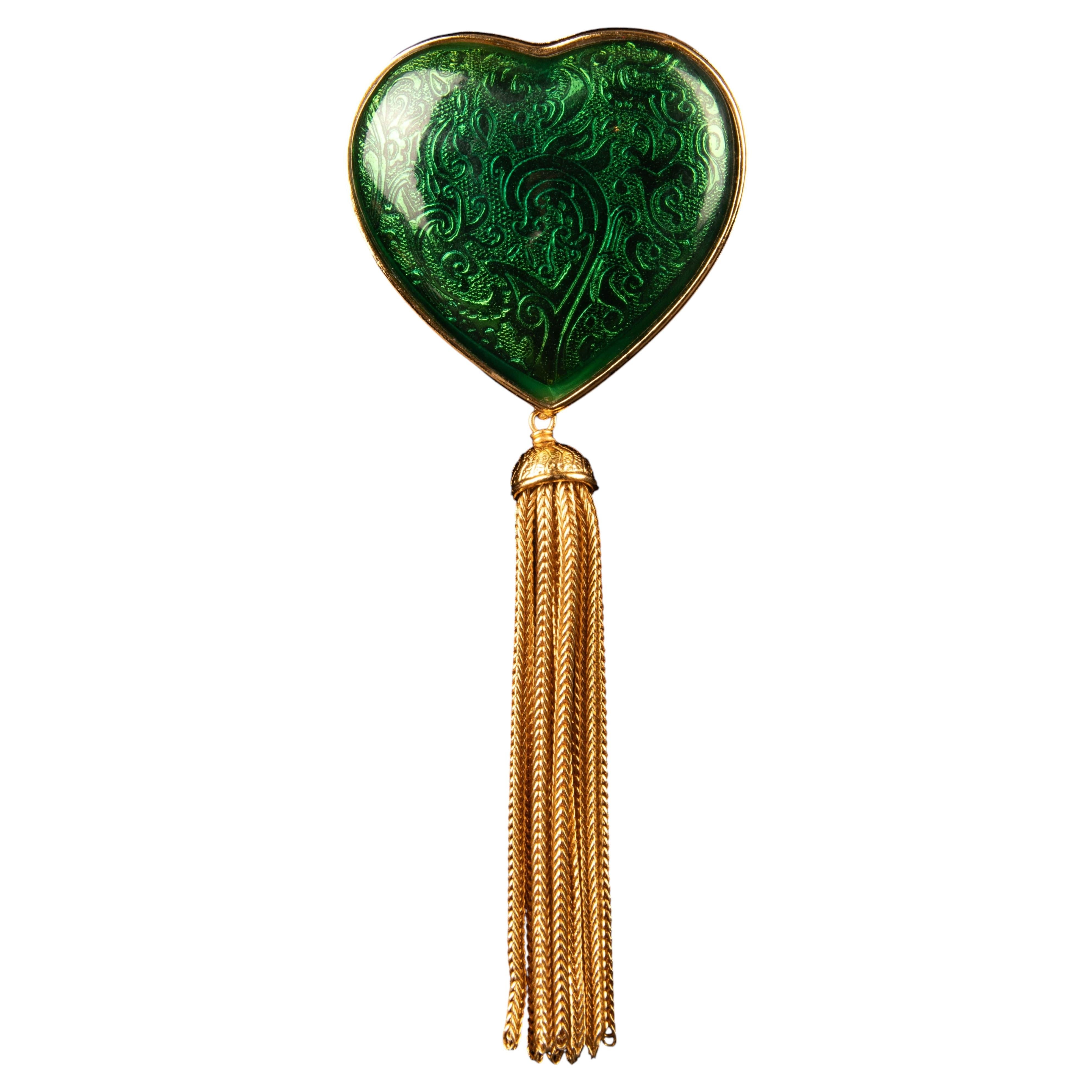 Broche pendentif "cœur" d'Yves Saint Laurent par Robert Goossens Winter 1992-1993