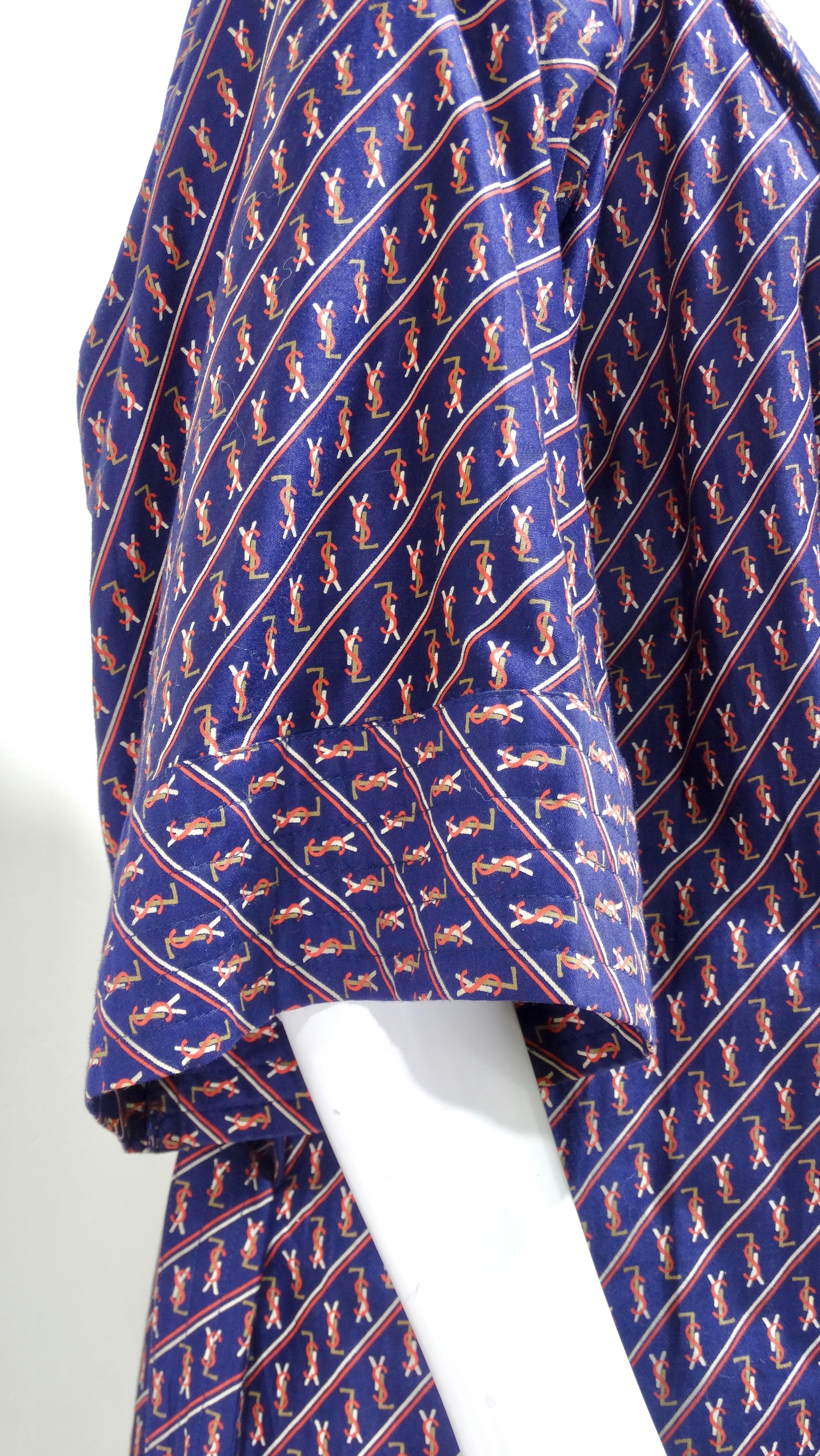 Yves Saint Laurent - Robe à monogrammes emblématique en vente 6
