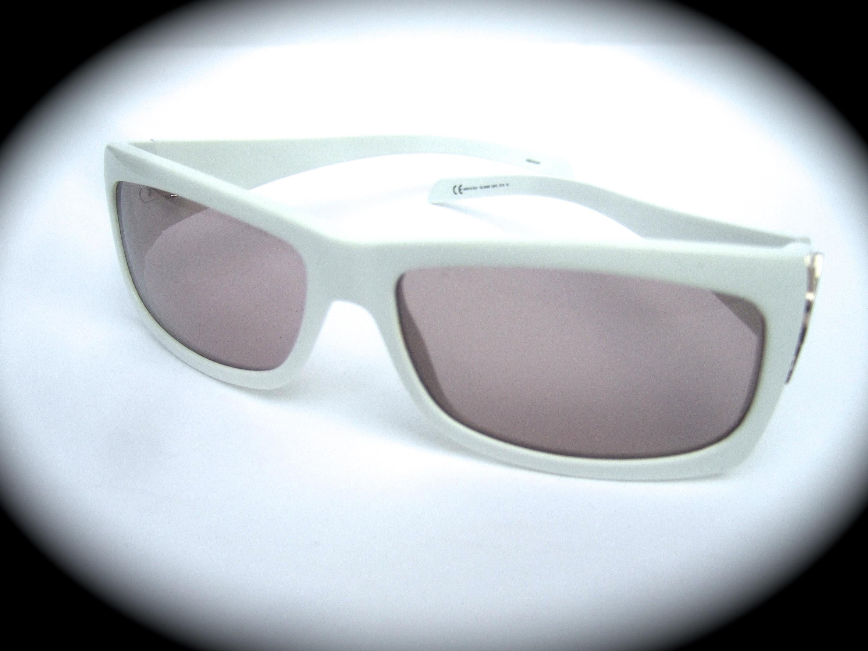 Yves Saint Laurent Italian White Plastic Frame Sunglasses in YSL Case c 1990s 3