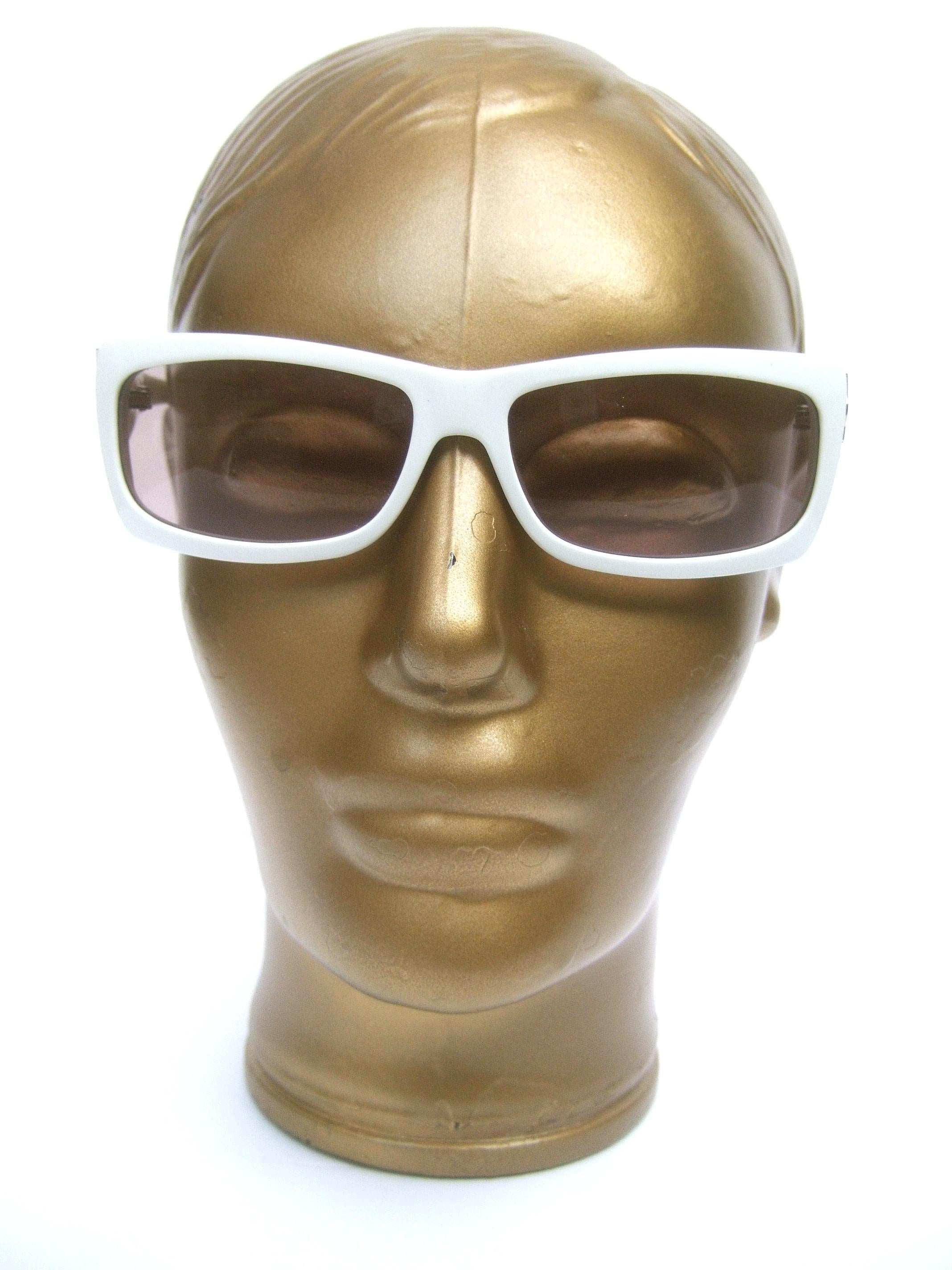 Gray Yves Saint Laurent Italian White Plastic Frame Sunglasses in YSL Case c 1990s