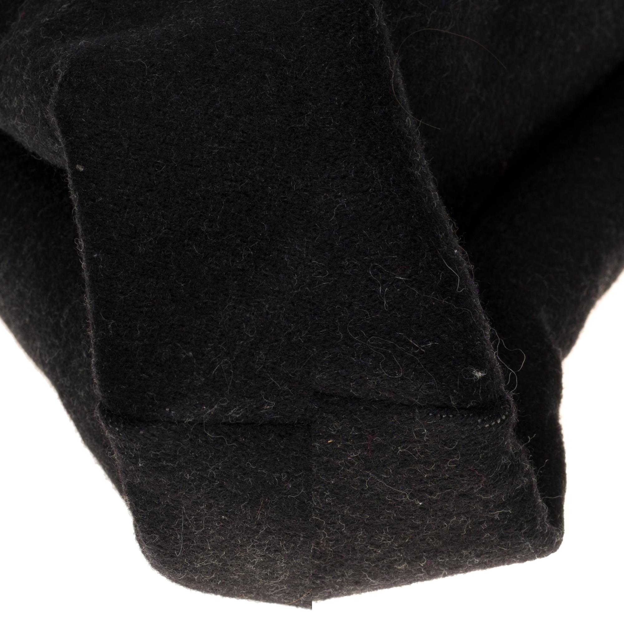 Yves Saint Laurent Kahala Tote bag en black Monogram Wool 2