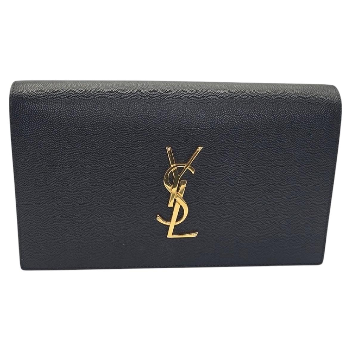 Yves Saint Laurent Kate, pochette in pelle martellata