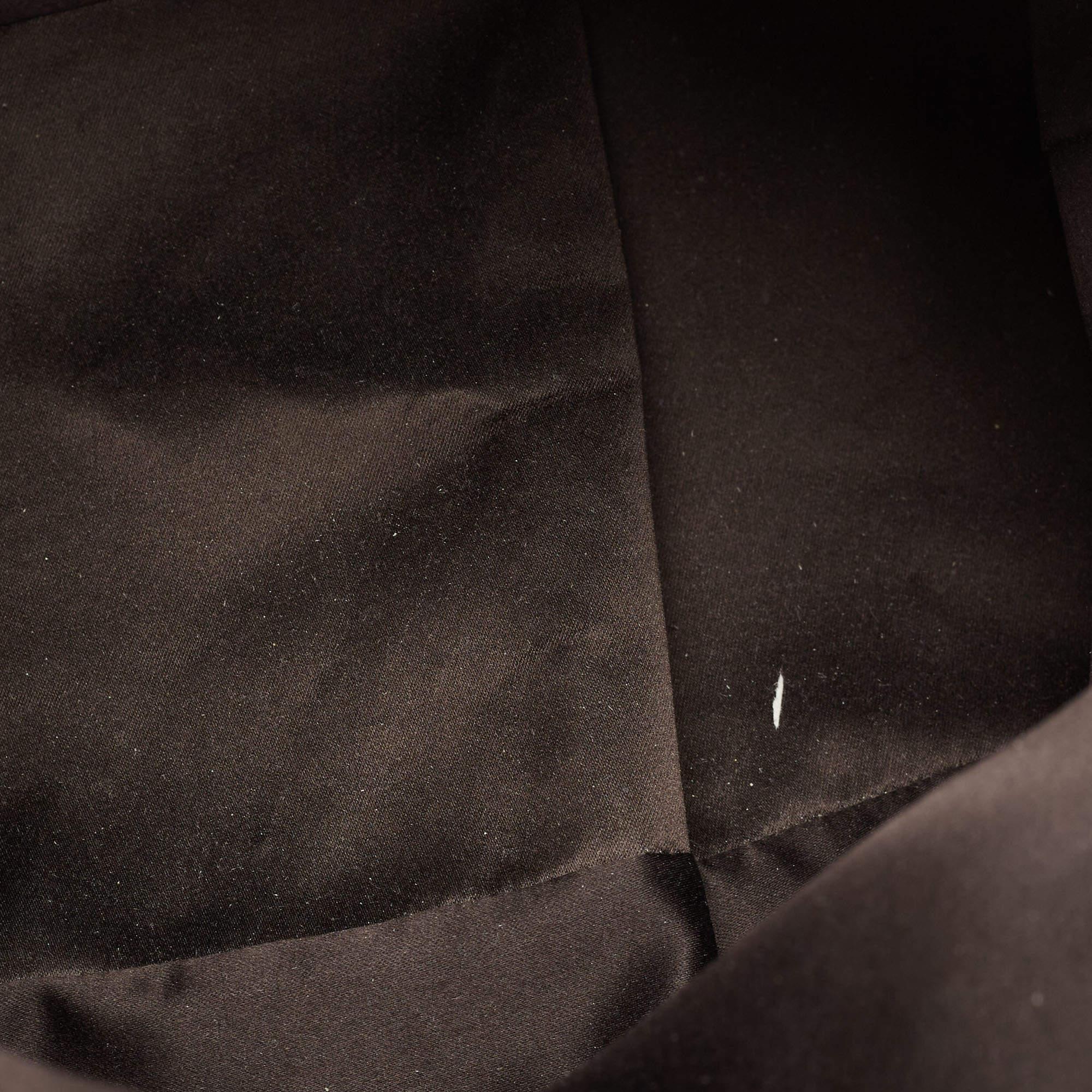 Yves Saint Laurent - Sac Muse surdimensionné en cuir gaufré croco vert kaki 8