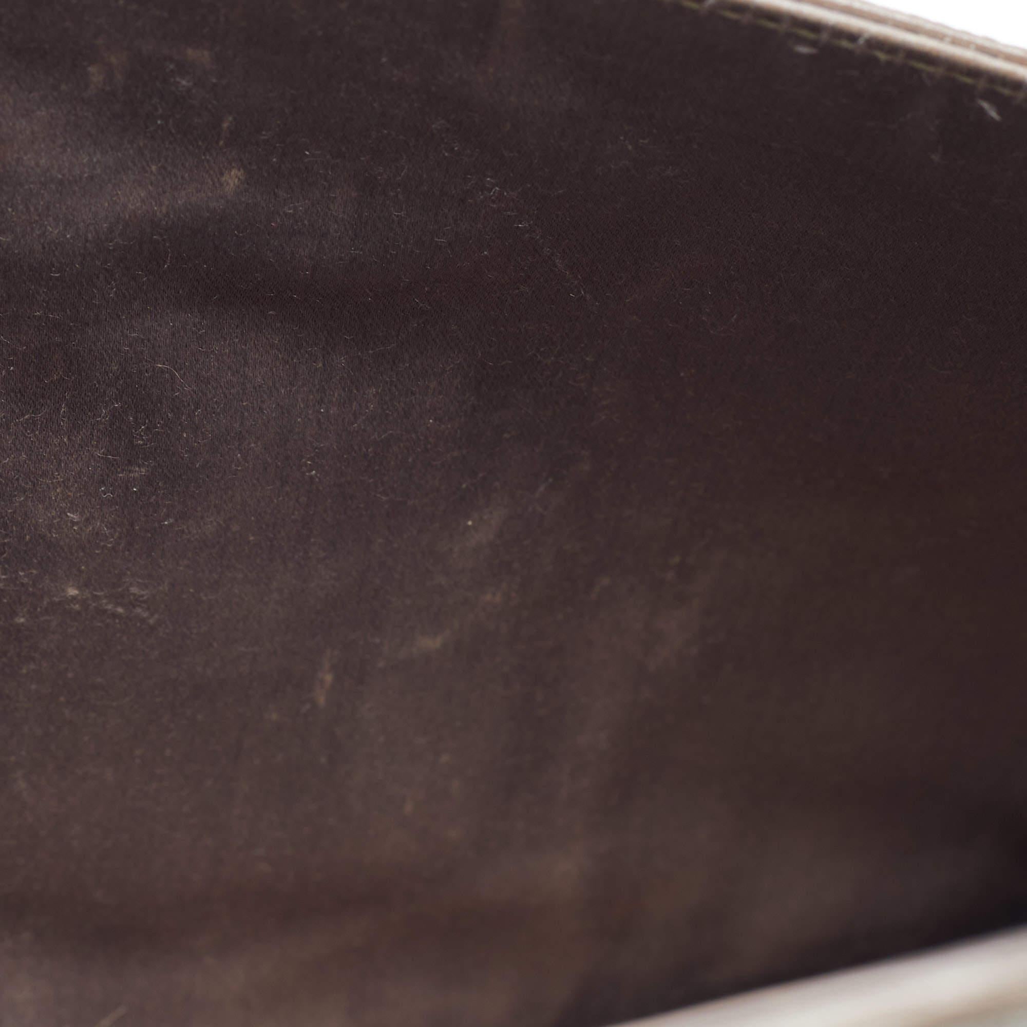 Yves Saint Laurent Khaki Stingray Embossed Leather Envelope Clutch 8