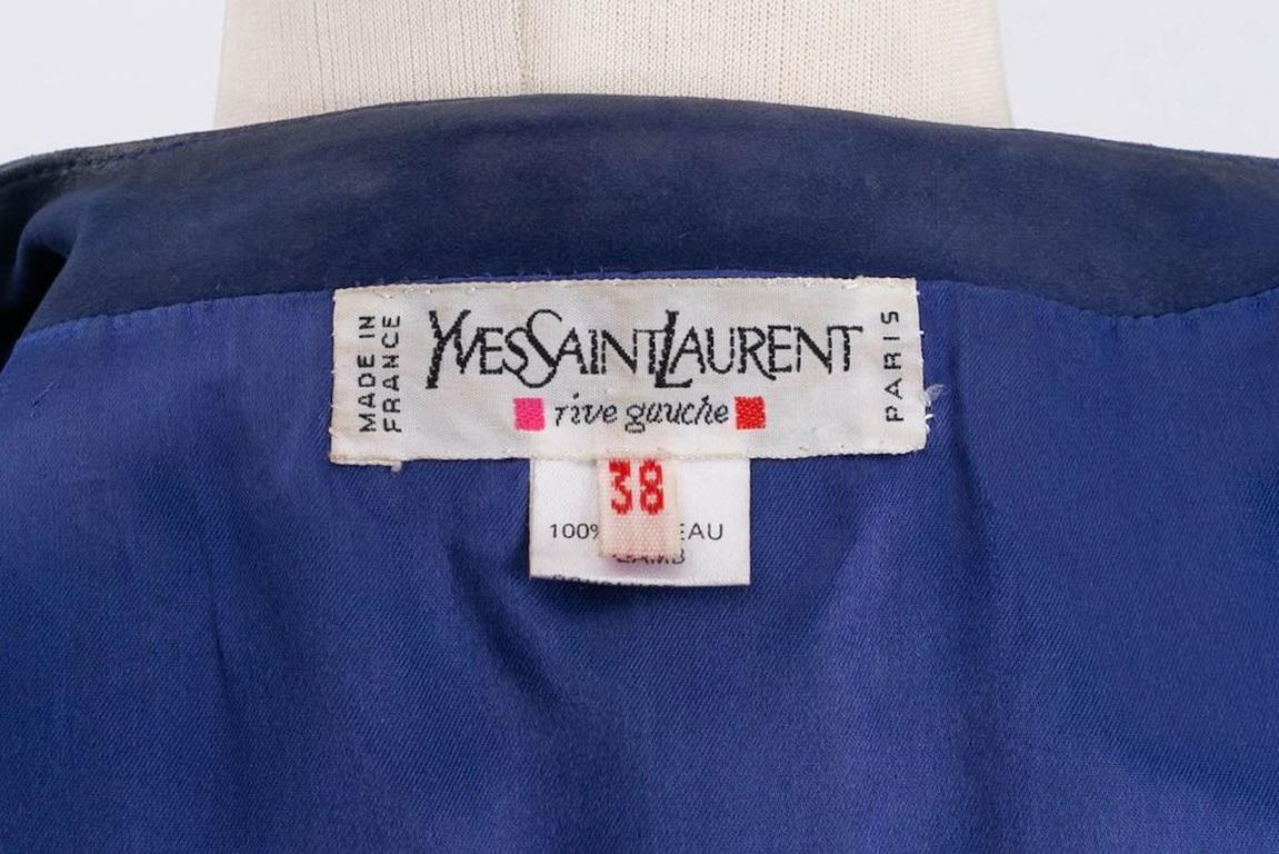 Yves Saint Laurent Lammfelljacke mit Hartsteinen im Angebot 4