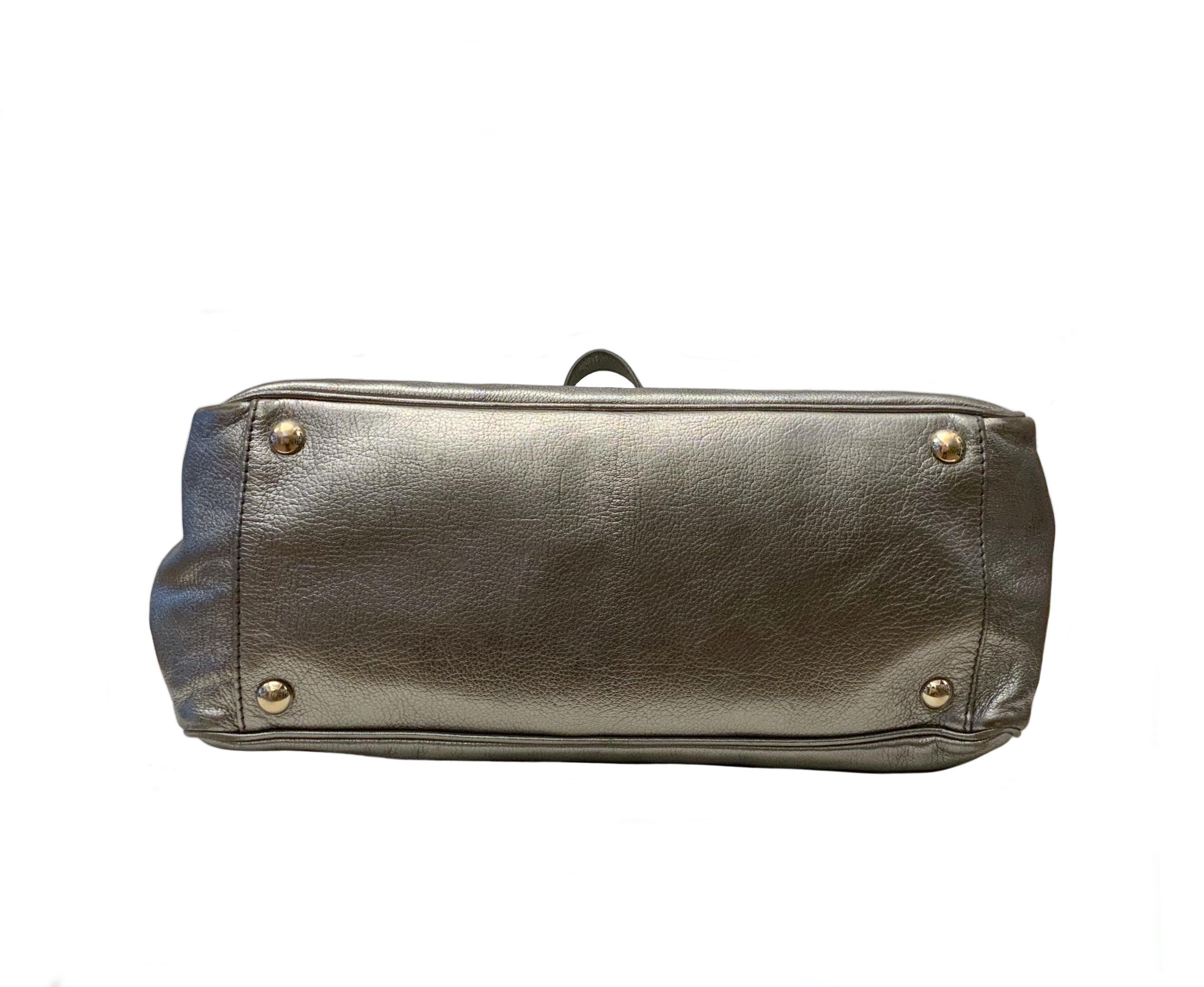 Yves Saint Laurent Große Y MAIL Silber Metallic Tote Bag 3