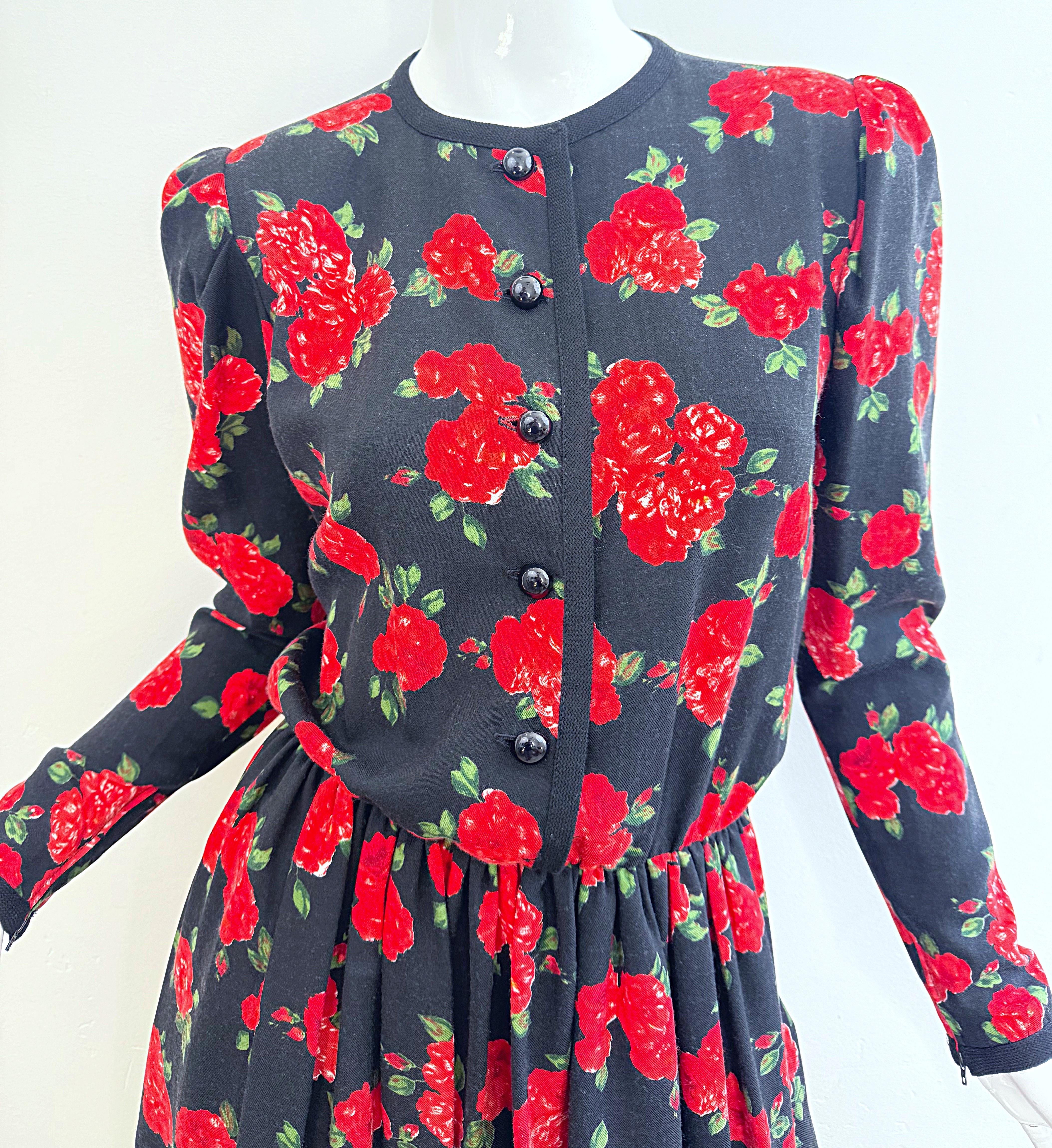 Yves Saint Laurent Fine anni '70 Stampa rosa in lana Challis Vintage 70s Midi Dress YSL in vendita 1