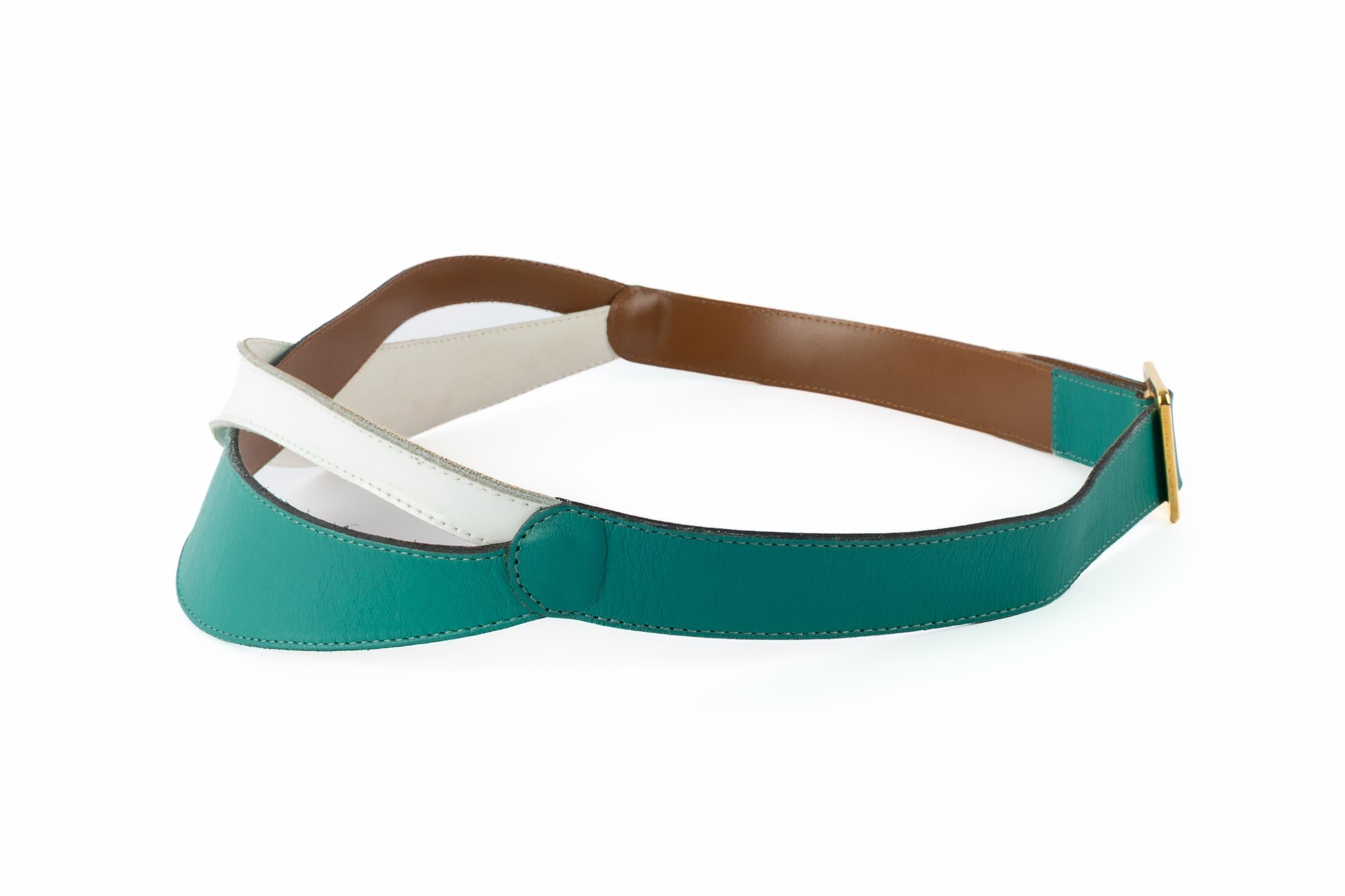Beige Yves Saint Laurent leather belt For Sale