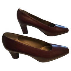 Vintage Yves Saint Laurent Leather Heels in Brown 