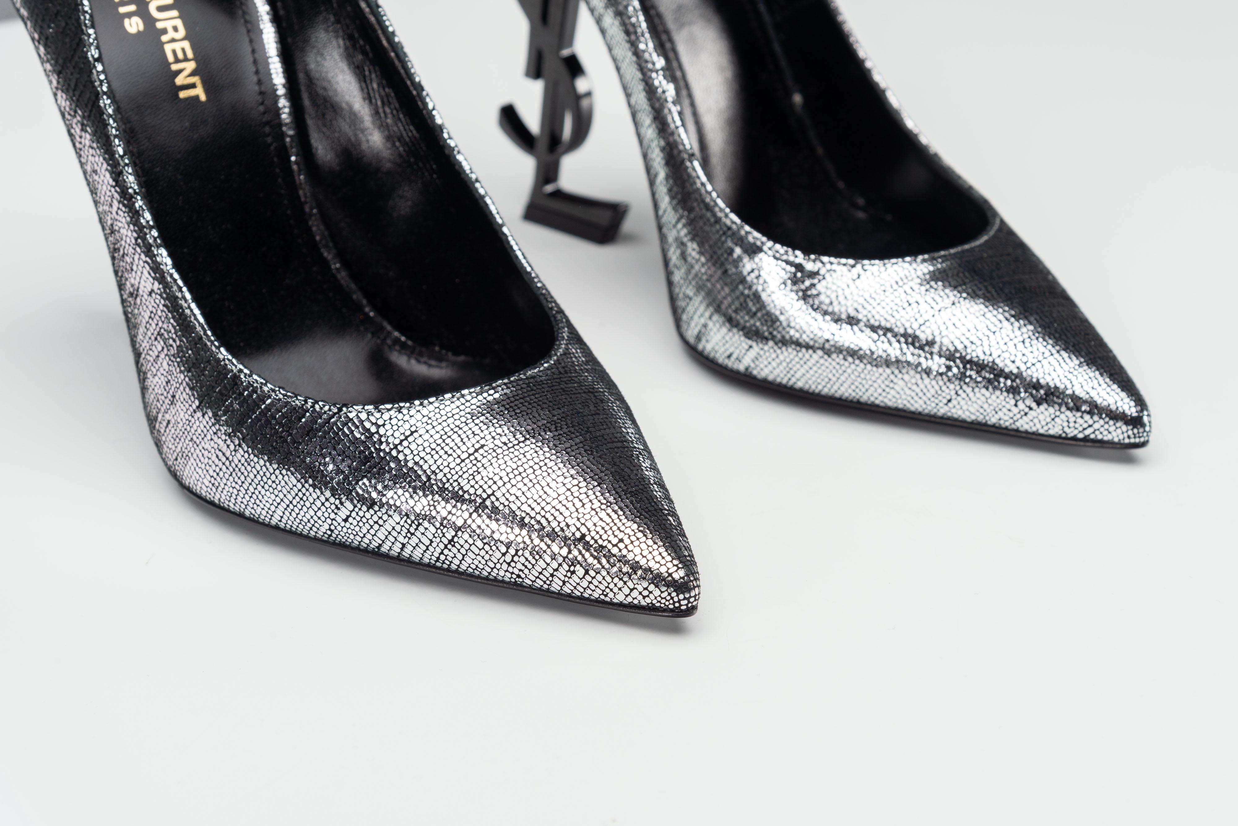 Yves Saint Laurent Leather Logo Opyum Heels Silver Black Excellent état à Roosendaal, NL