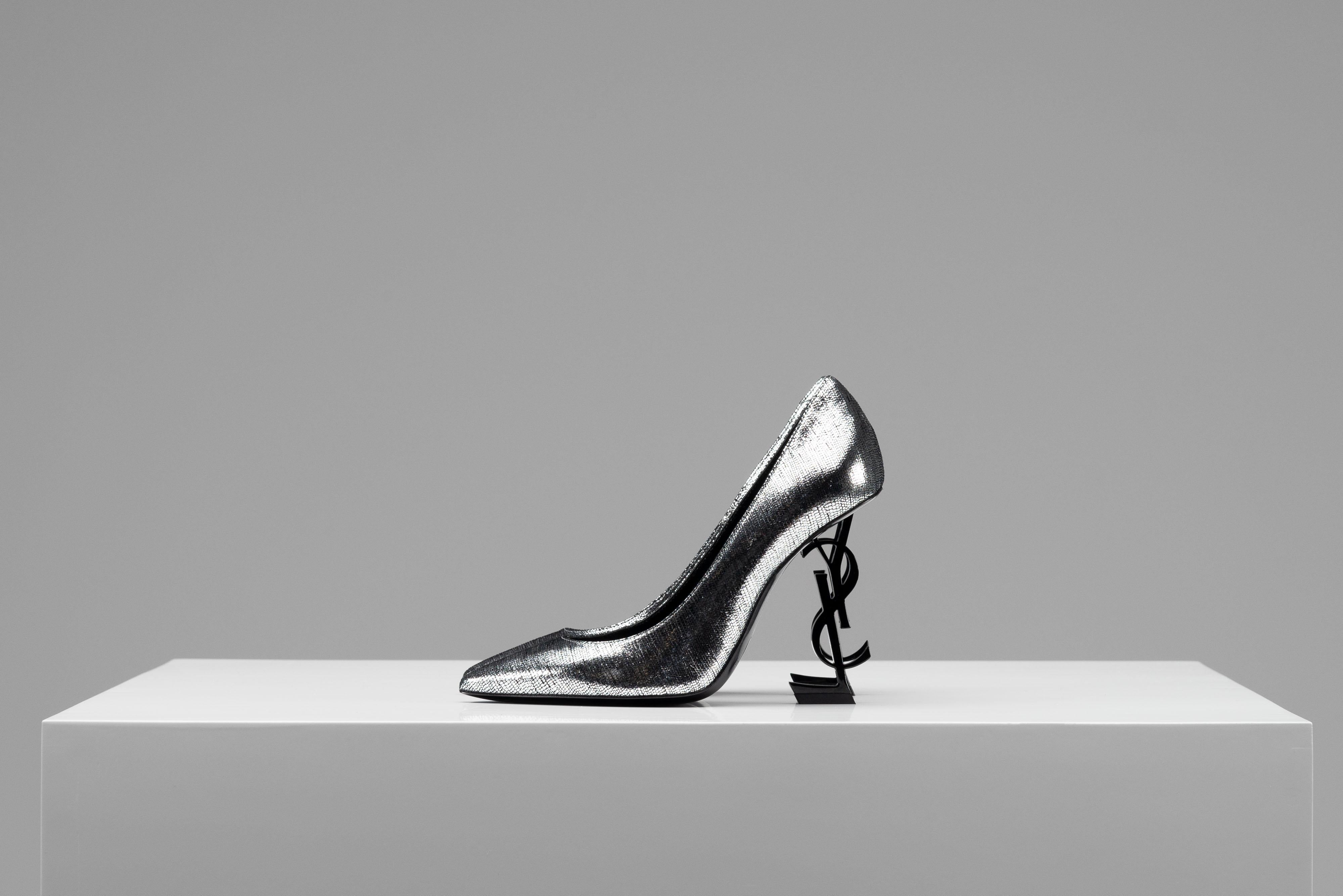 Yves Saint Laurent Leder Logo Opyum Heels Silber Schwarz im Angebot 3