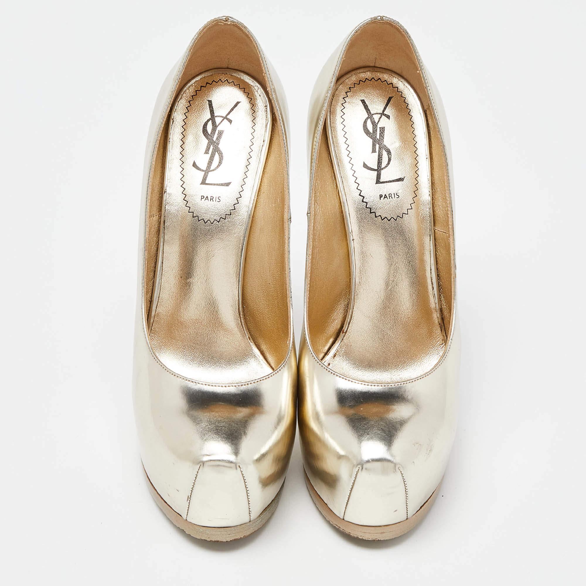 Yves Saint Laurent Hellgold Leder Tribtoo Plateau Pumps Größe 37,5 (Gold) im Angebot