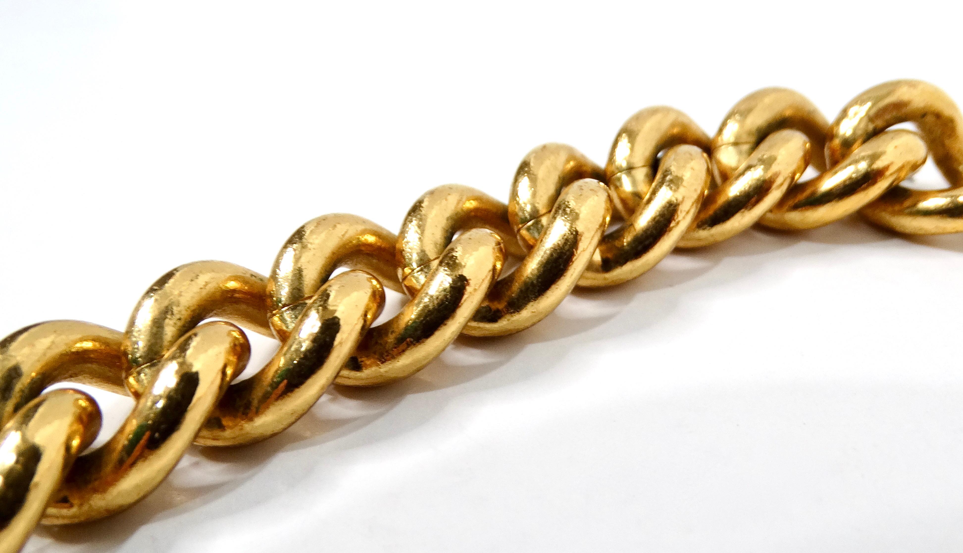 Yves Saint Laurent - Collier avec pendentif lion et chaîne en or jaune circa 1980 Bon état - En vente à Scottsdale, AZ