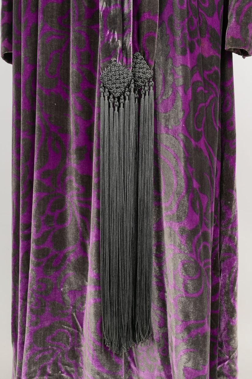 Robe longue haute couture Yves Saint Laurent en velours de soie violet et gris en vente 4