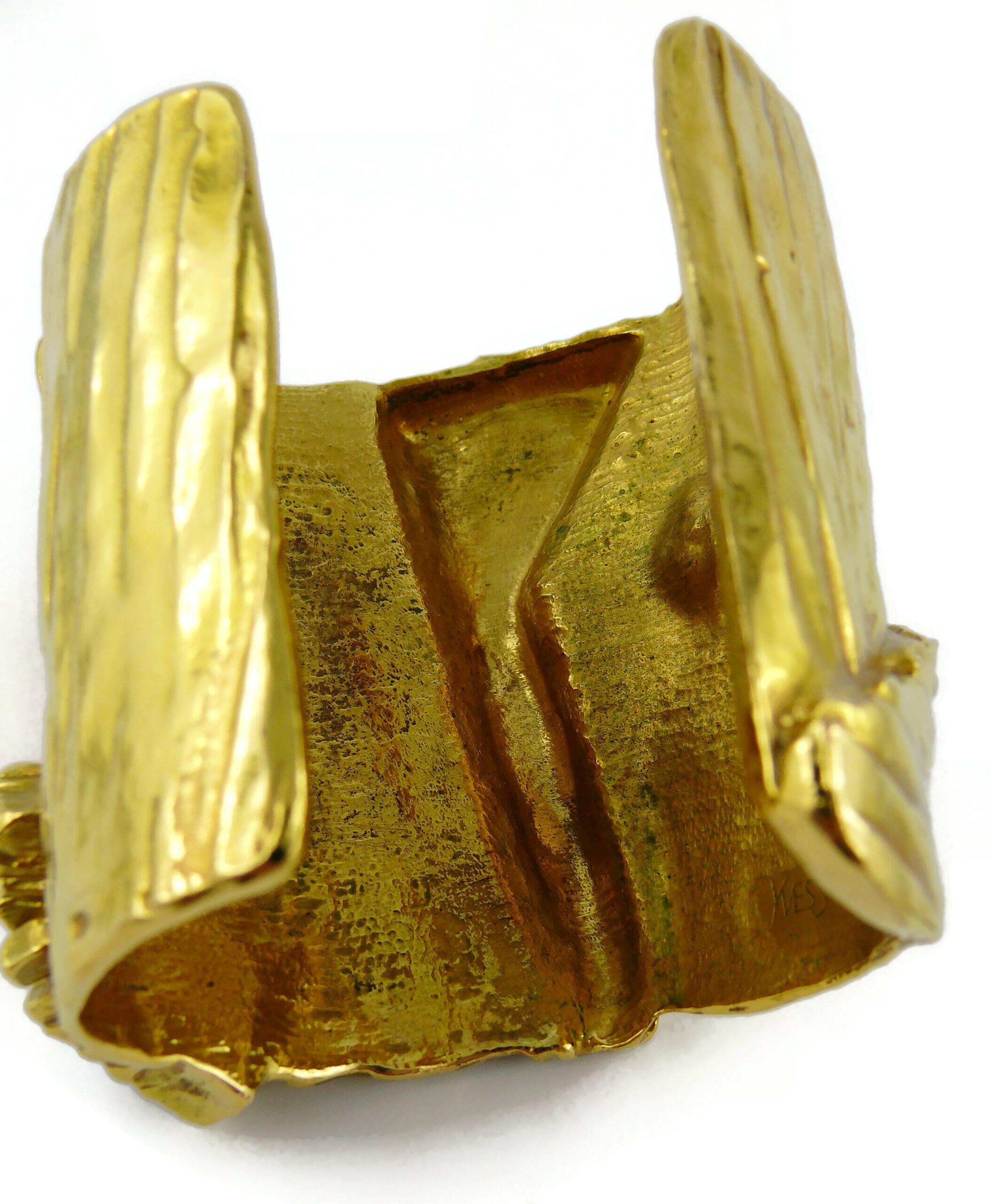 Yves Saint Laurent Massive Jewelled Arty Manschettenarmband mit Juwelen im Angebot 9