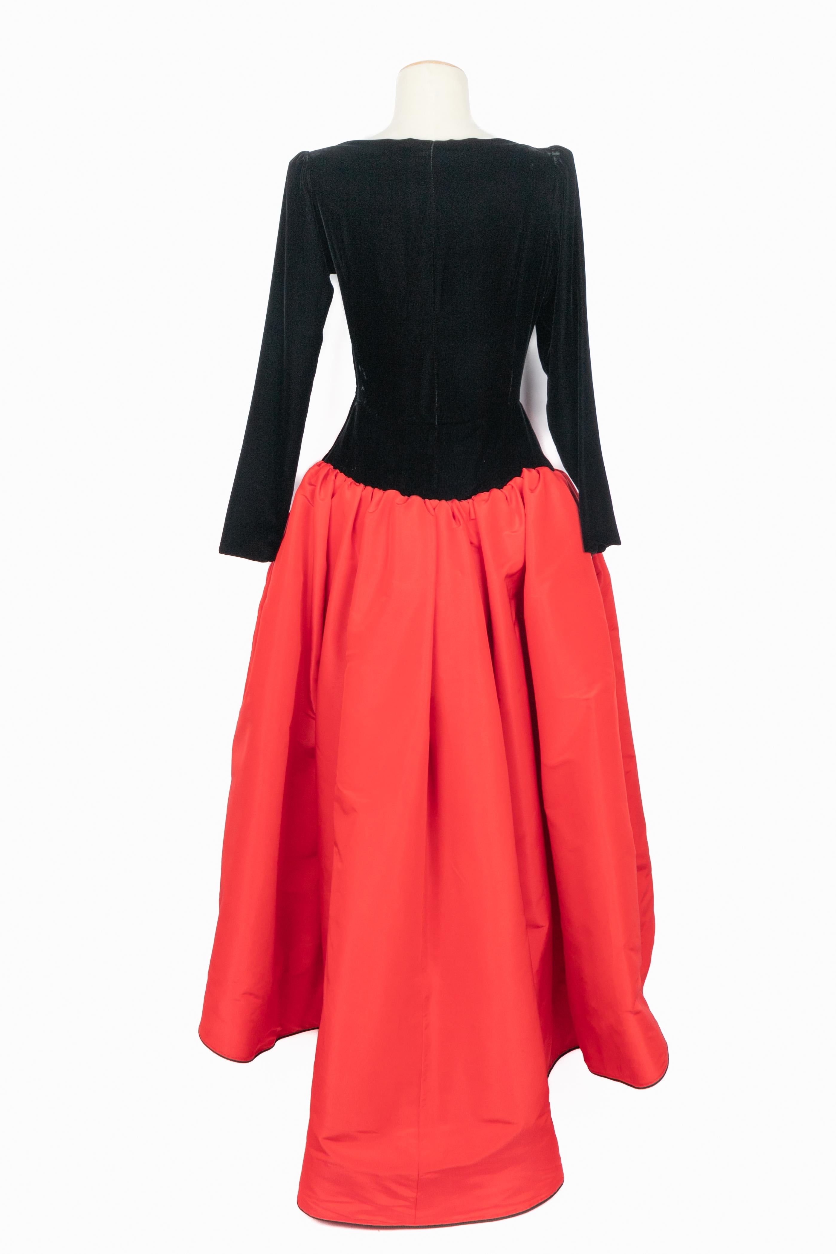 Robe longue Yves Saint Laurent Winter 1988 Excellent état - En vente à SAINT-OUEN-SUR-SEINE, FR